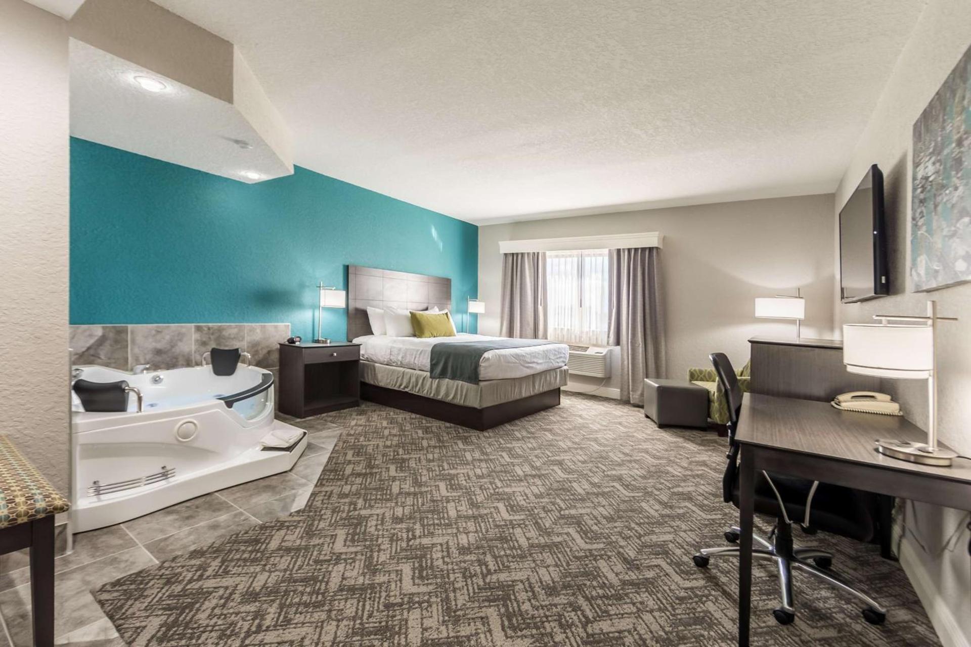 Best Western Plus Sebastian Hotel & Suites photo 6