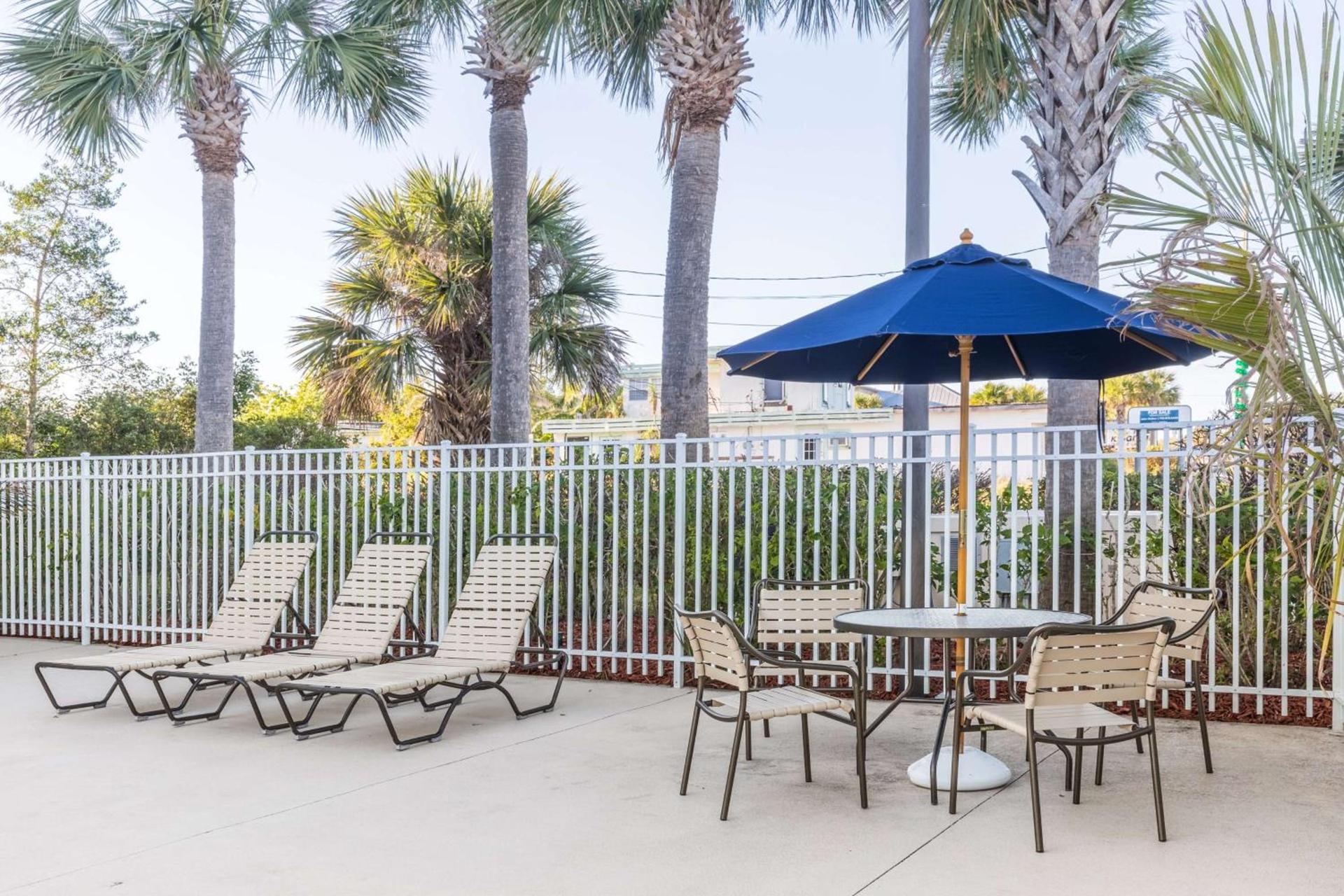 Best Western Plus Sebastian Hotel & Suites photo 28