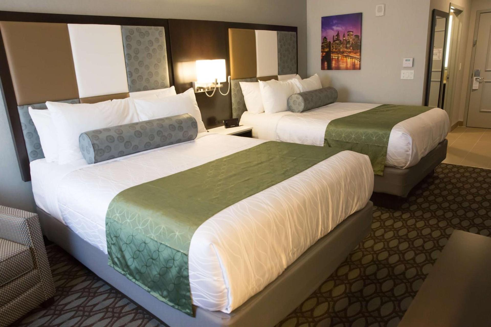 Best Western Premier NYC Gateway Hotel photo 7