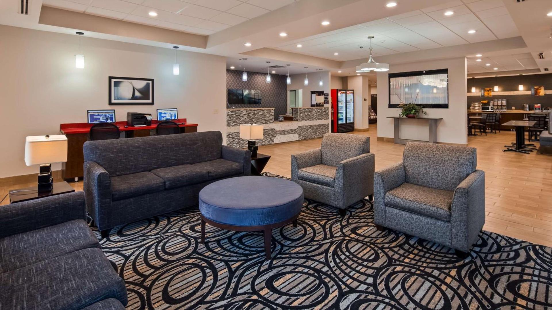 Best Western Plus Sunrise Inn photo 3