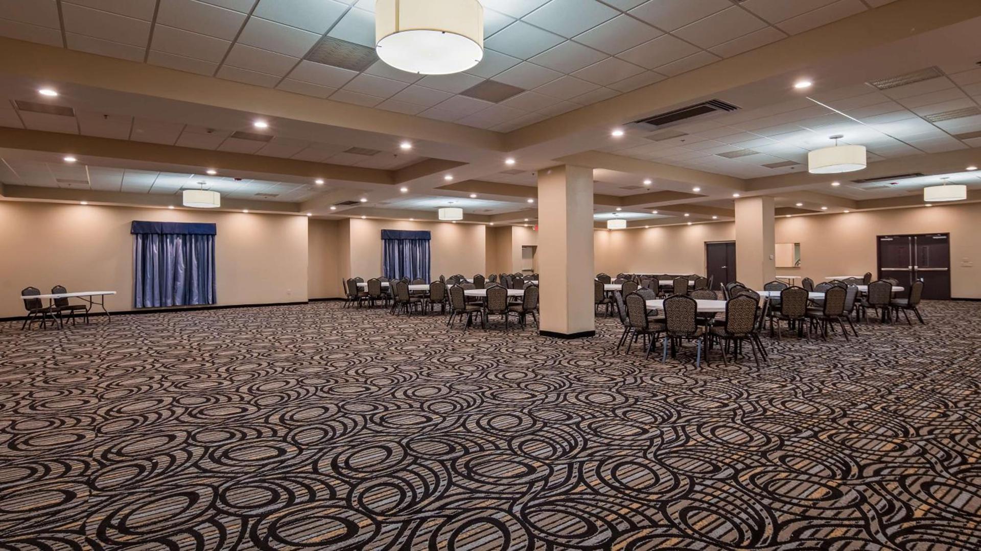 Best Western Plus Sunrise Inn photo 10