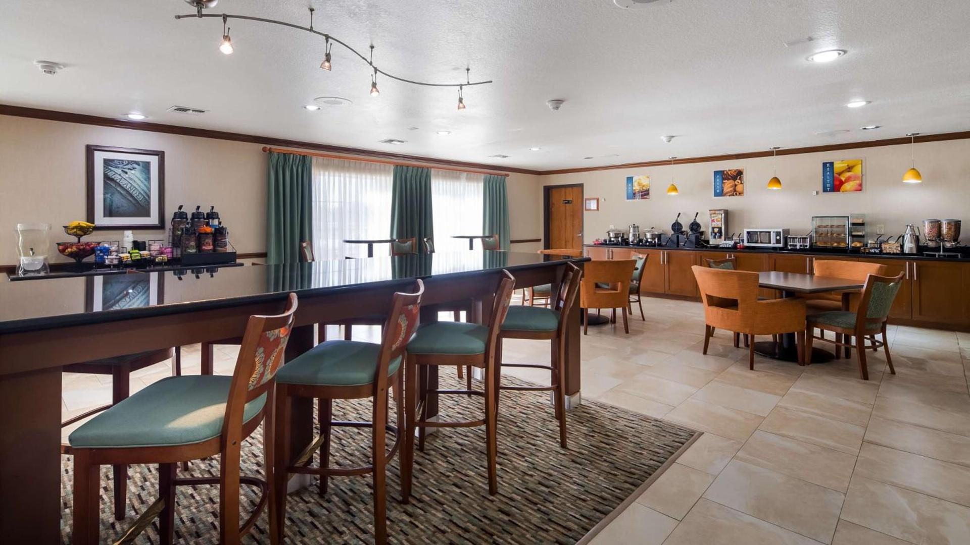 Best Western Plus Atrium Inn photo 5
