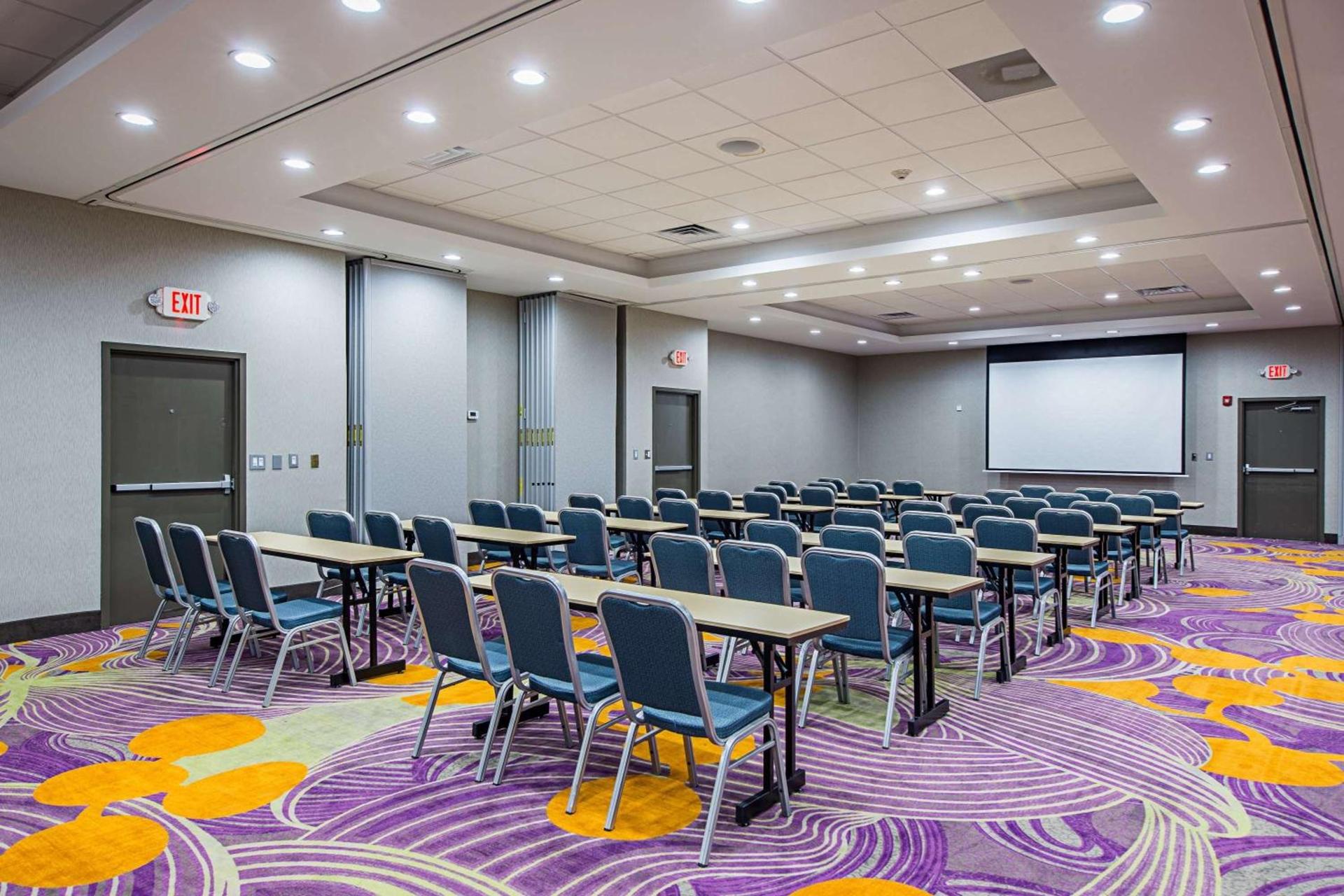 Best Western Plus Clemson Hotel & Conference Center photo 4