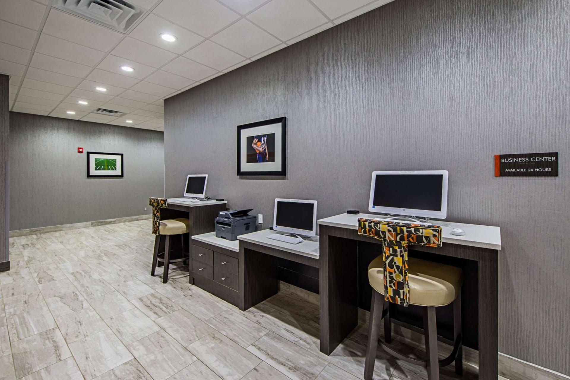 Best Western Plus Clemson Hotel & Conference Center photo 6