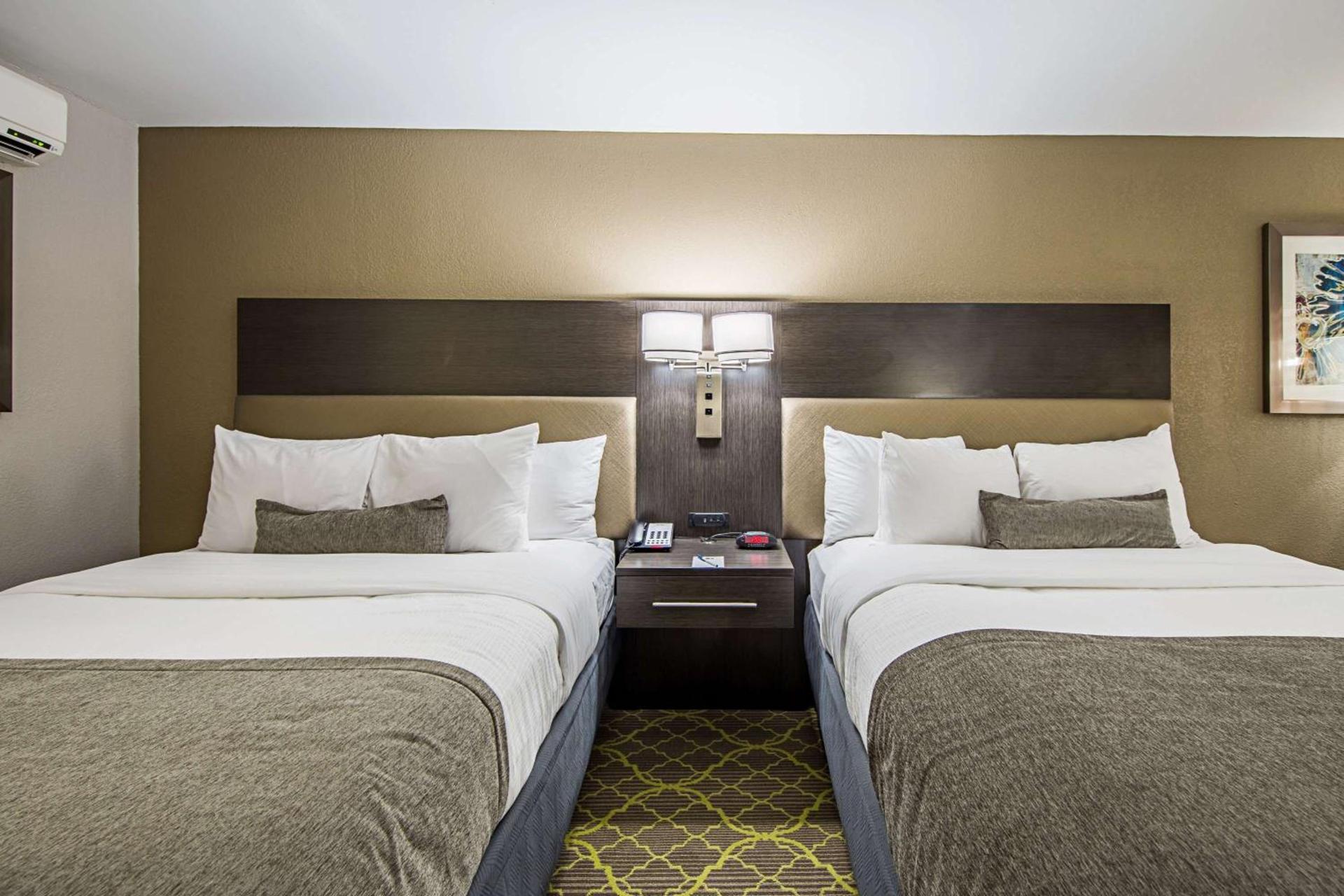 Best Western Plus Clemson Hotel & Conference Center photo 12