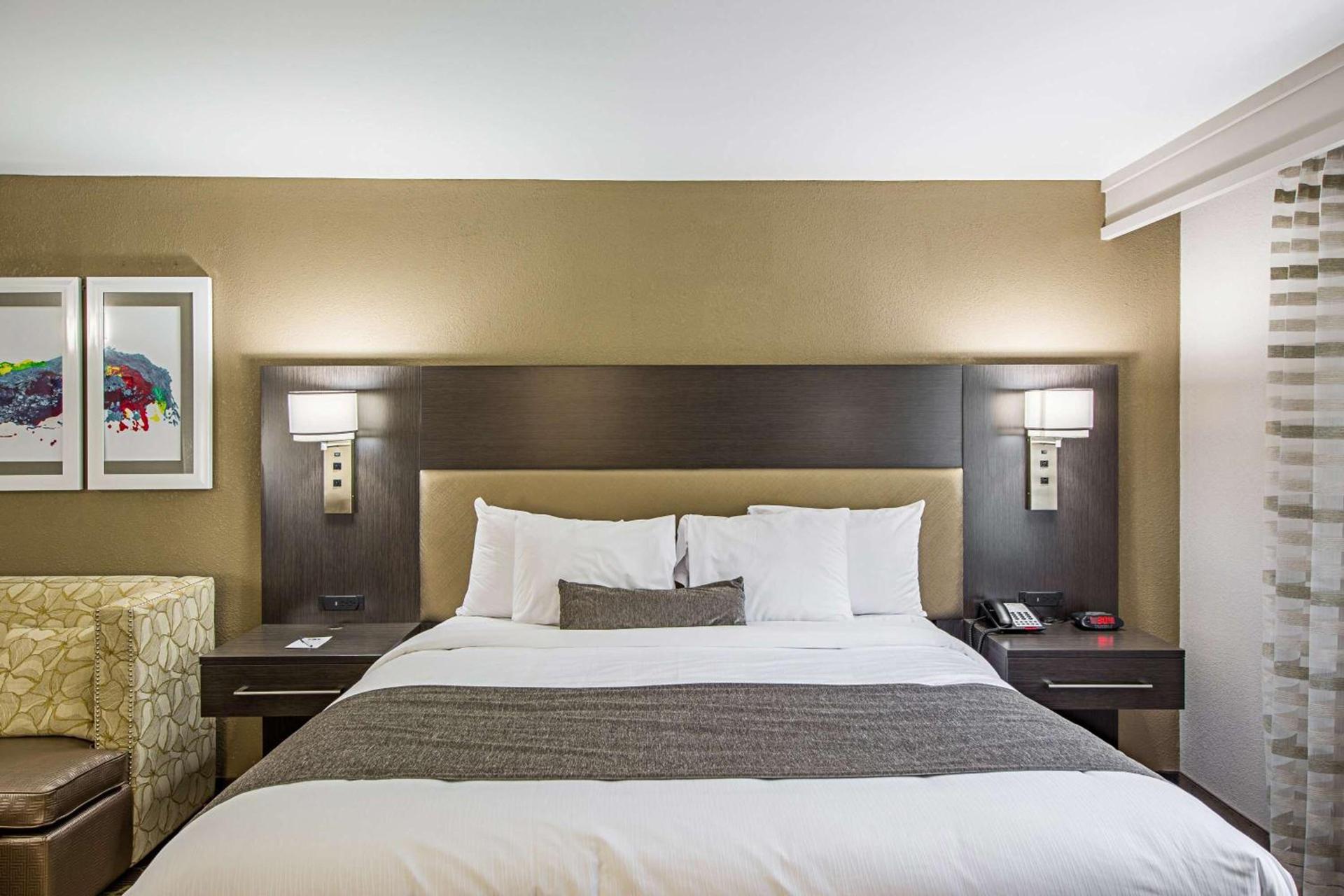 Best Western Plus Clemson Hotel & Conference Center photo 15