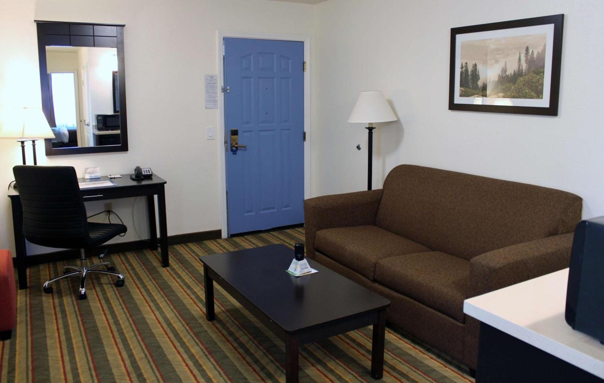 Best Western Visalia Hotel photo 38