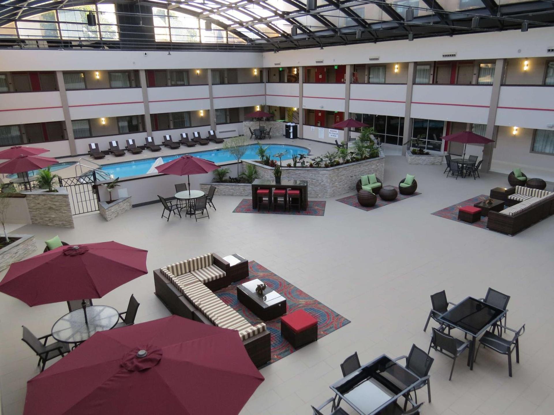 Holiday Inn Brookfield - Milwaukee by IHG photo 39