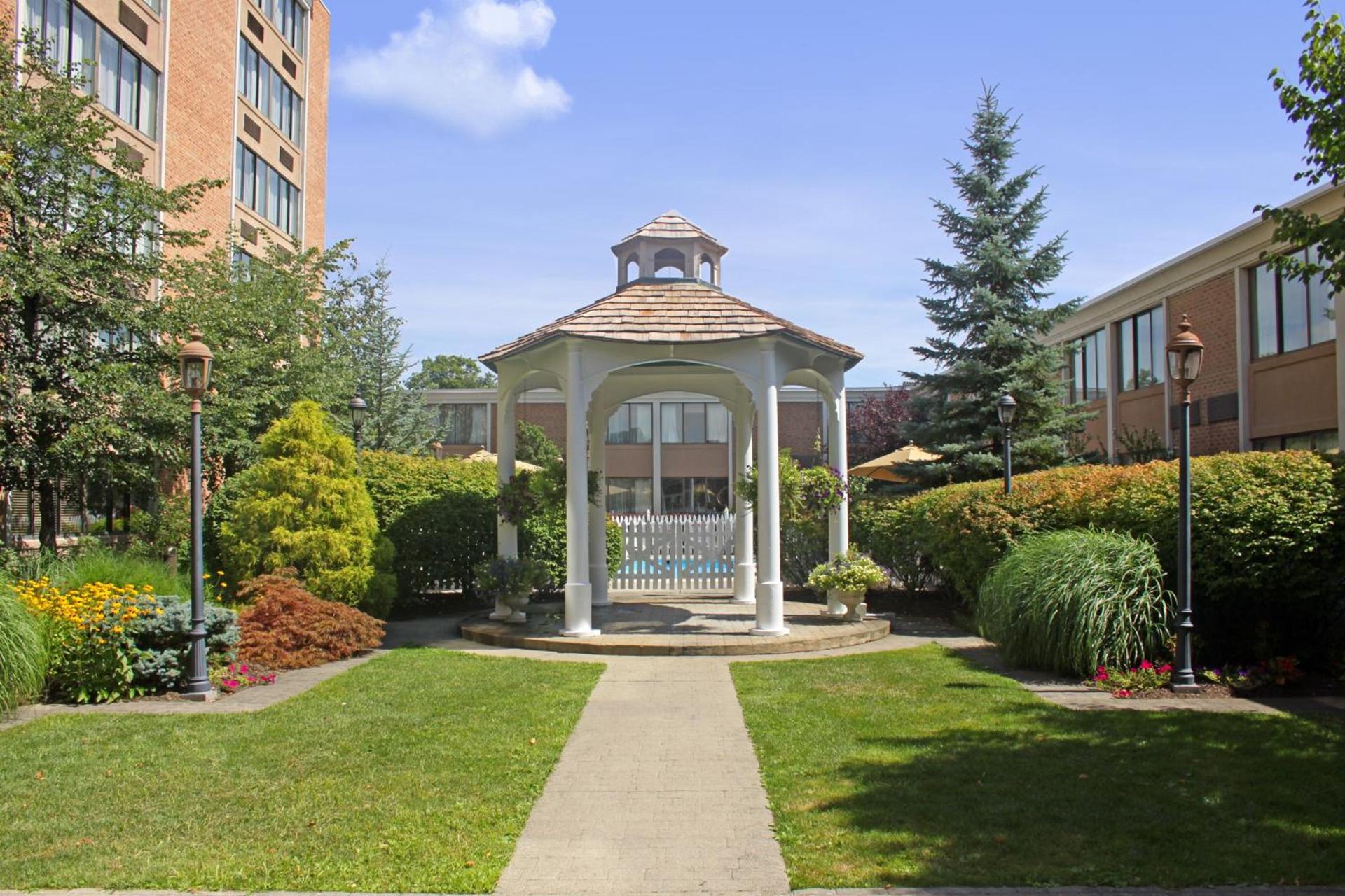 Ethan Allen Hotel photo 2