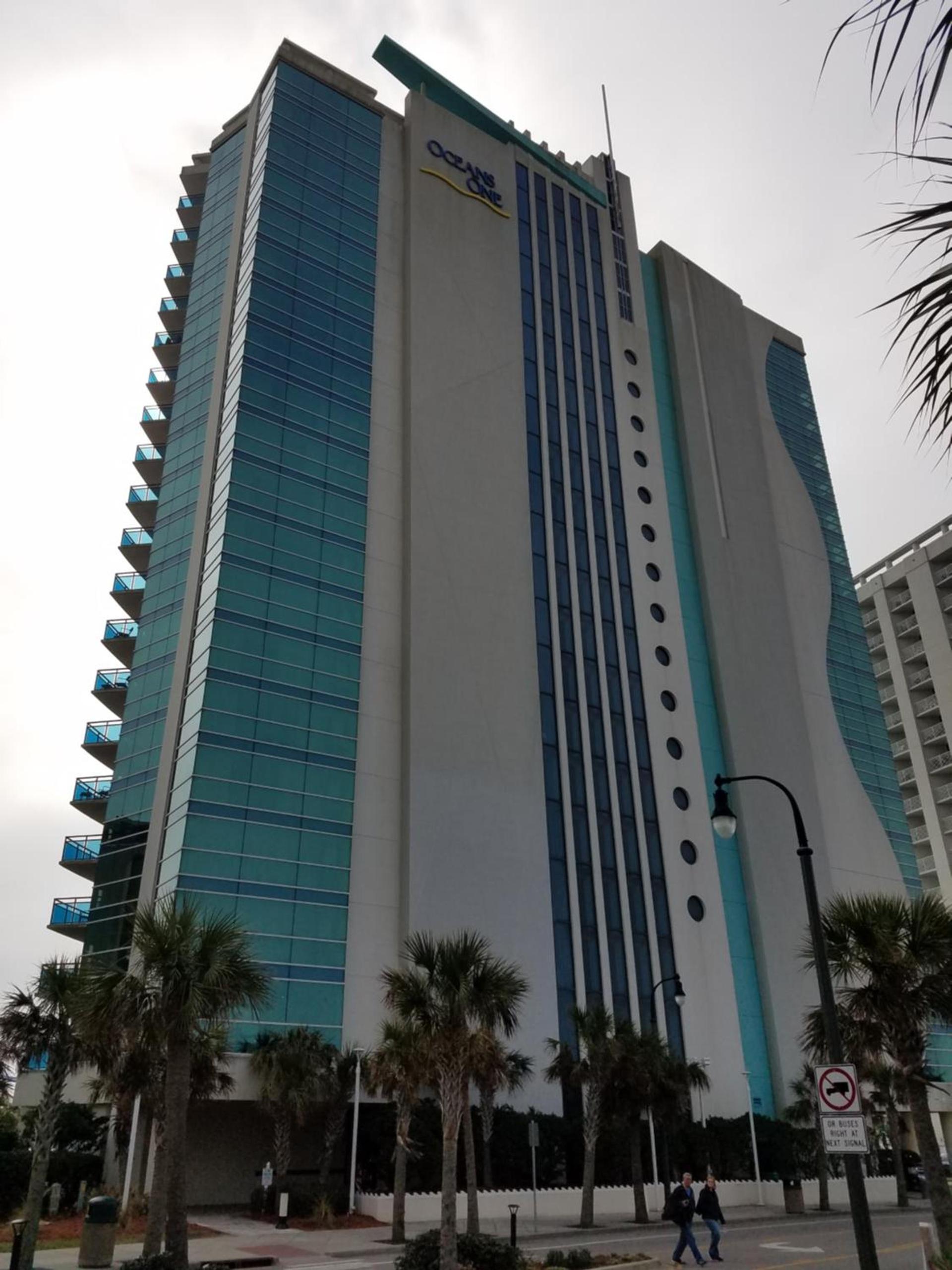 Oceans One Resort photo 1