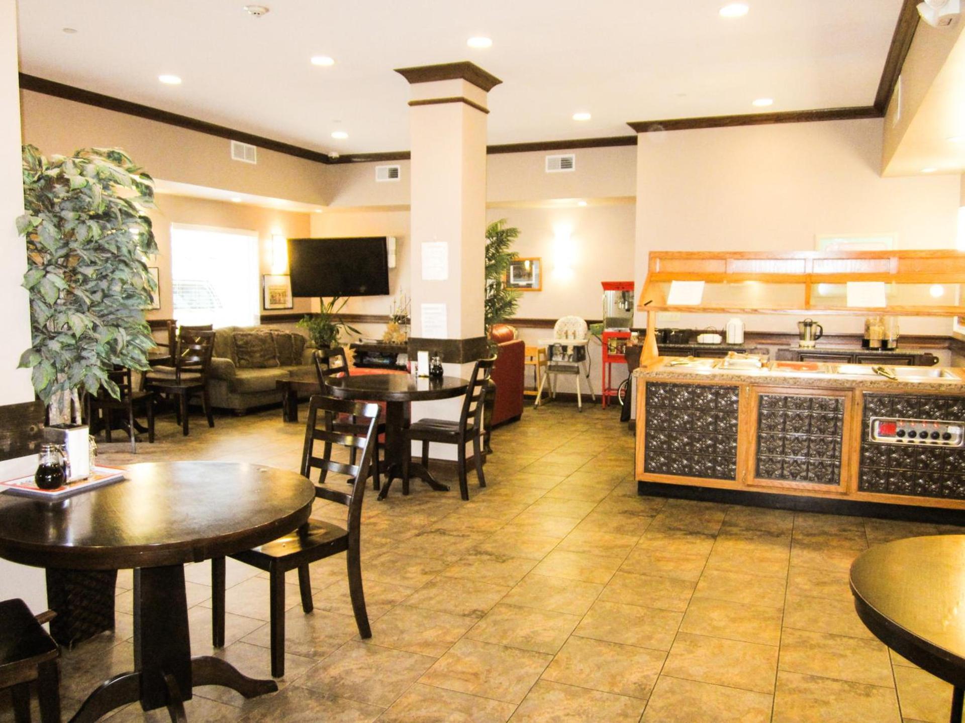 Bell's Extended Stay and Suites photo 14