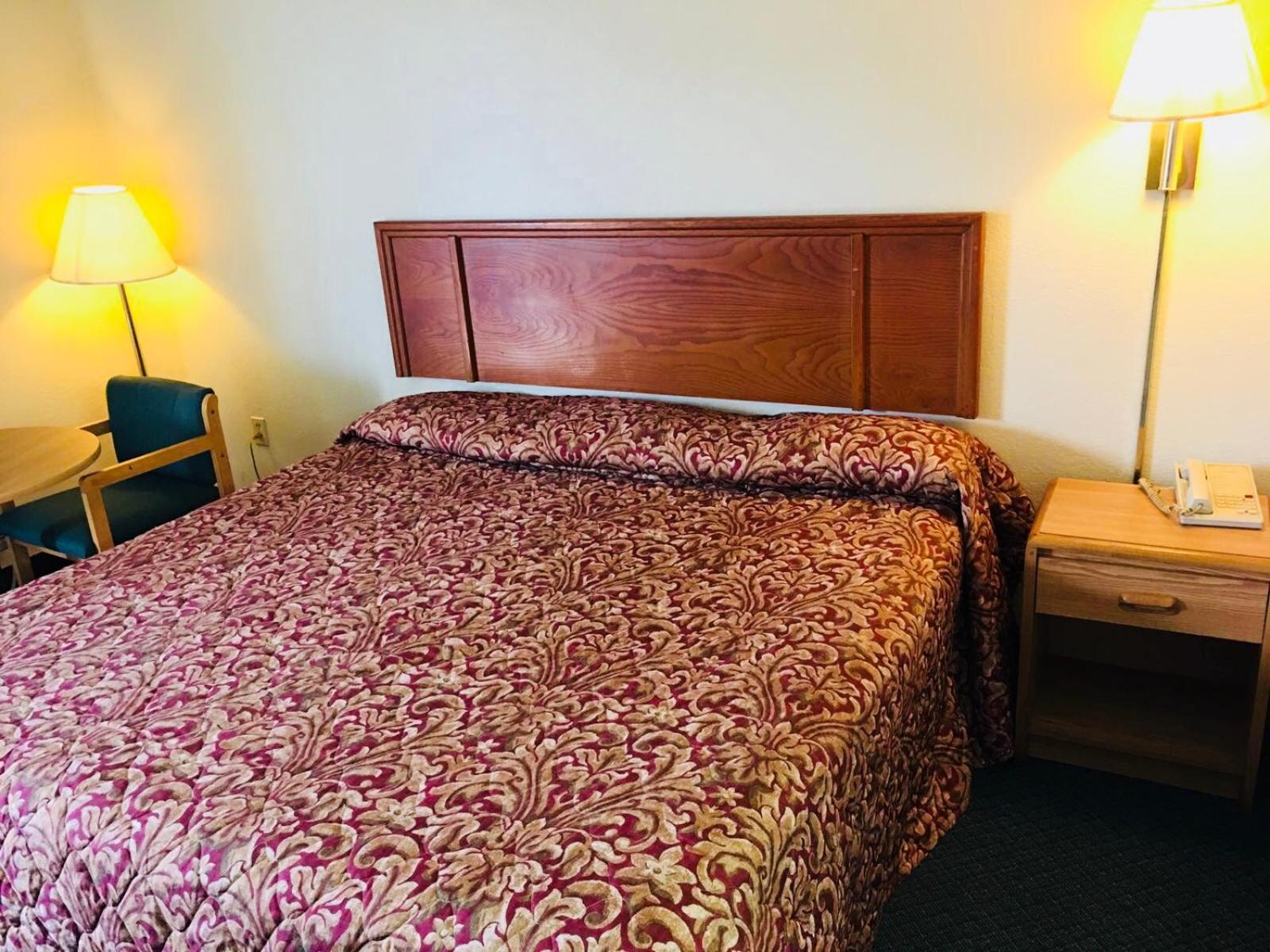 Rest Inn Motel photo 23