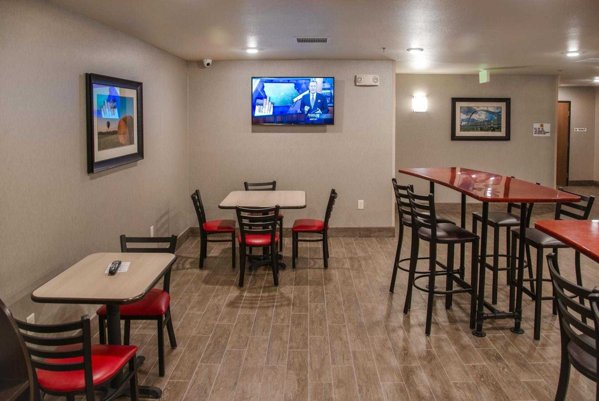 My Place Hotel-Ankeny/Des Moines IA photo 8