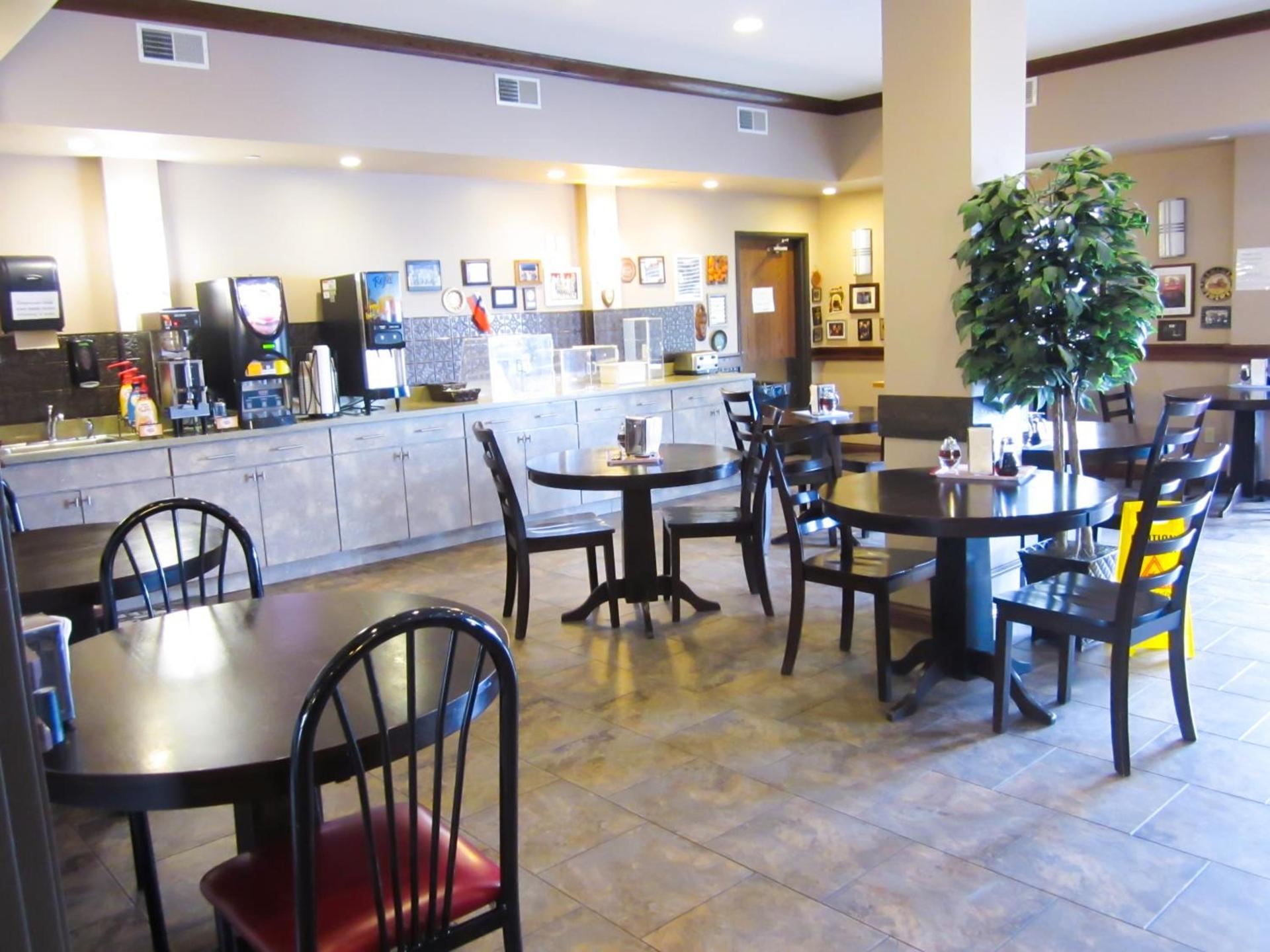 Bell's Extended Stay and Suites photo 4