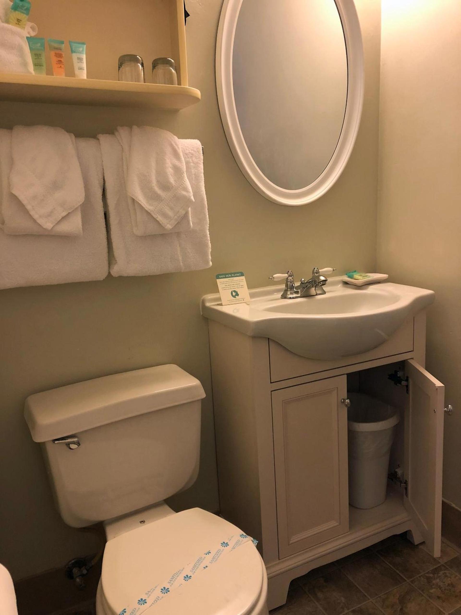 Bayfront Inn photo 14
