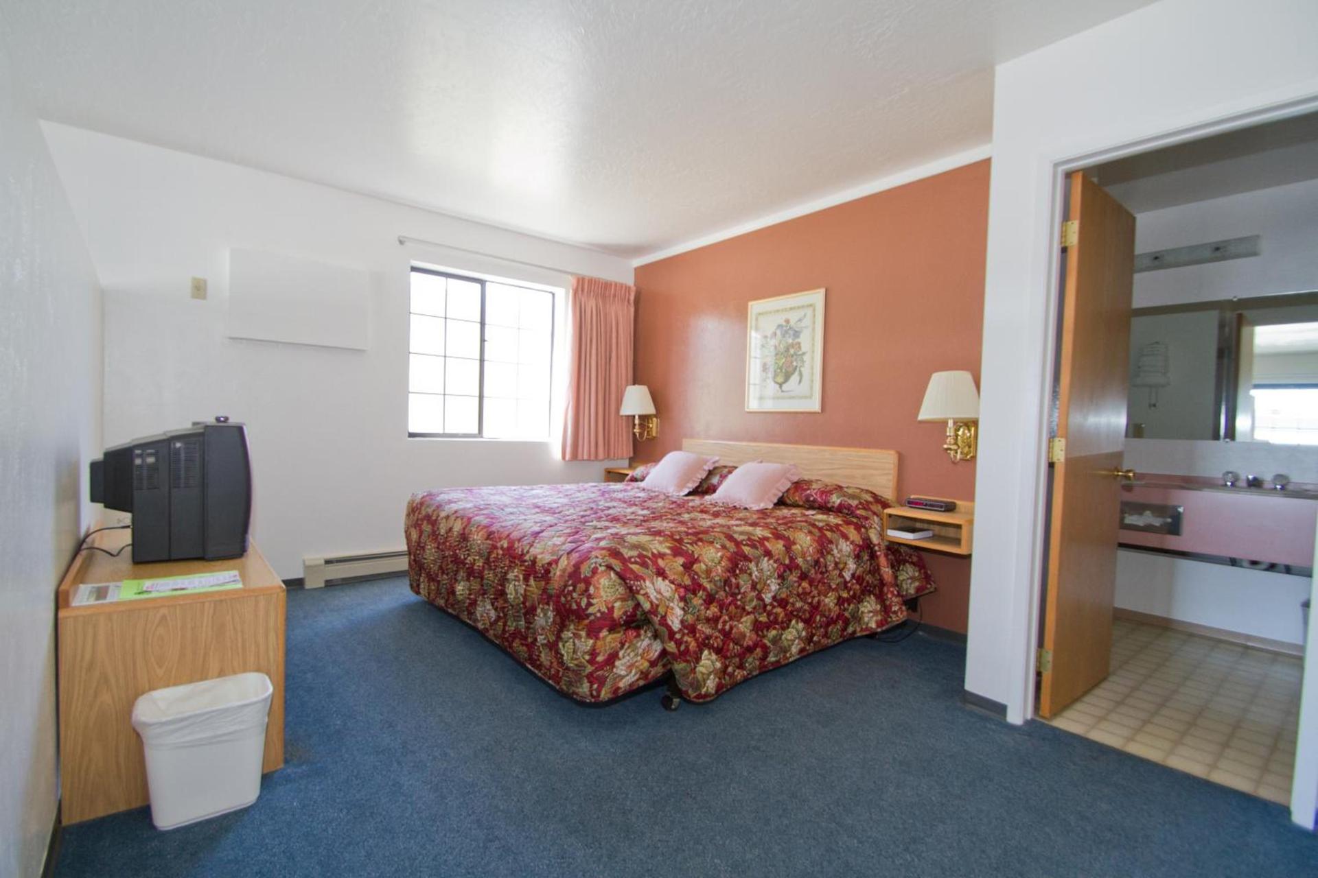 Brooks St. Motor Inn photo 21
