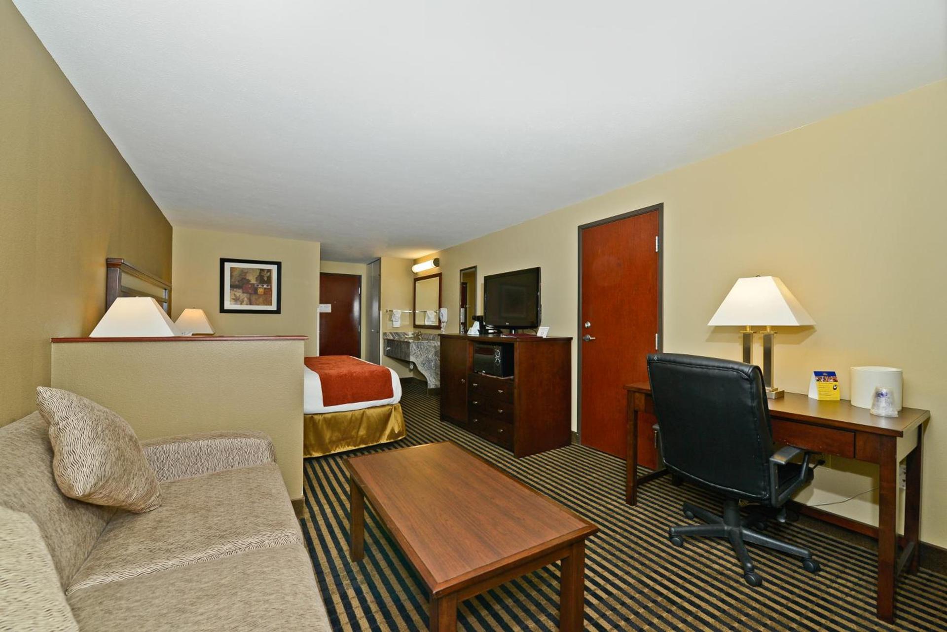 Best Western Plus Prairie Inn photo 42