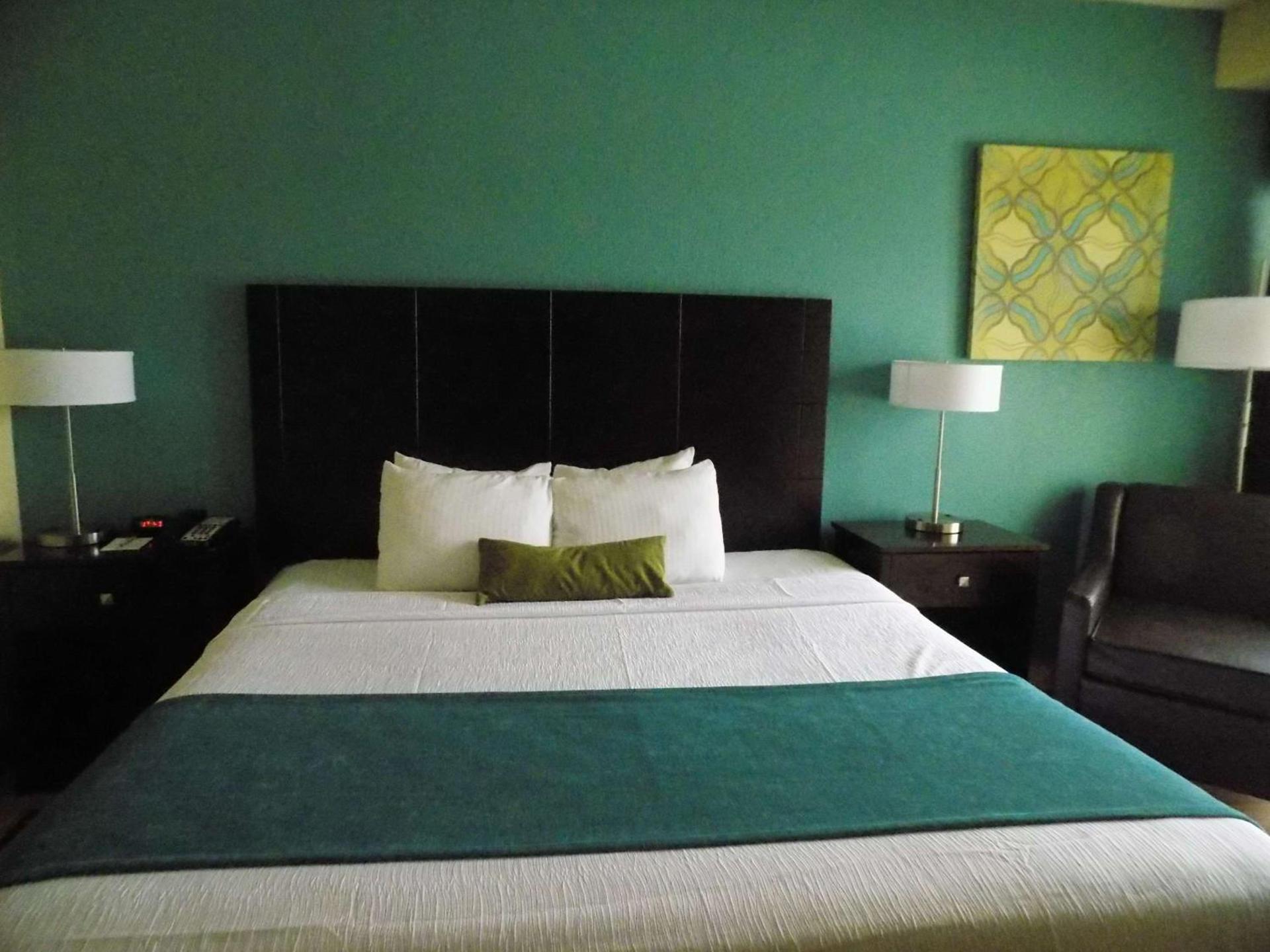 Best Western Plus Deerfield Beach Hotel & Suites photo 23