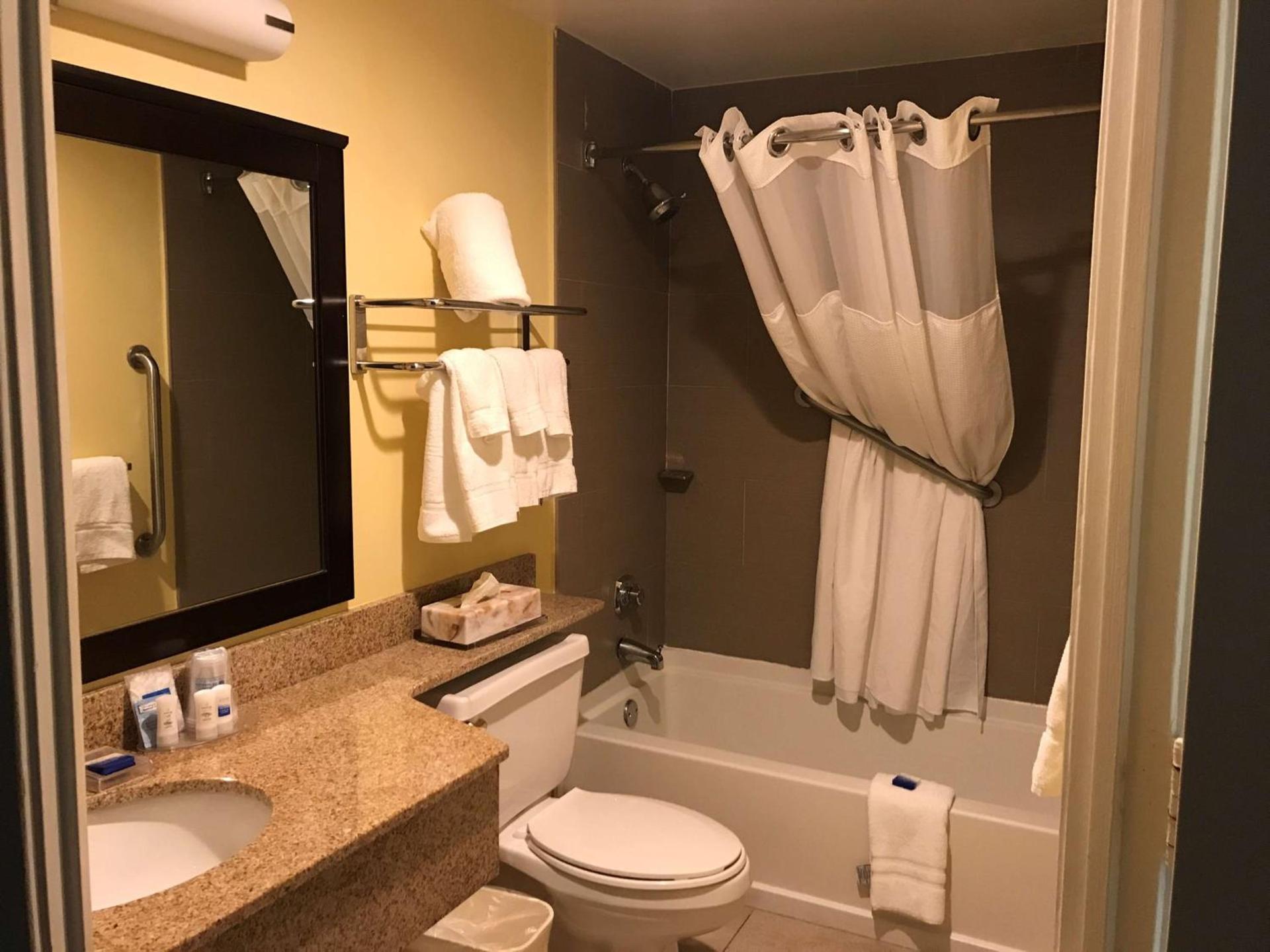 Best Western Plus Deerfield Beach Hotel & Suites photo 17