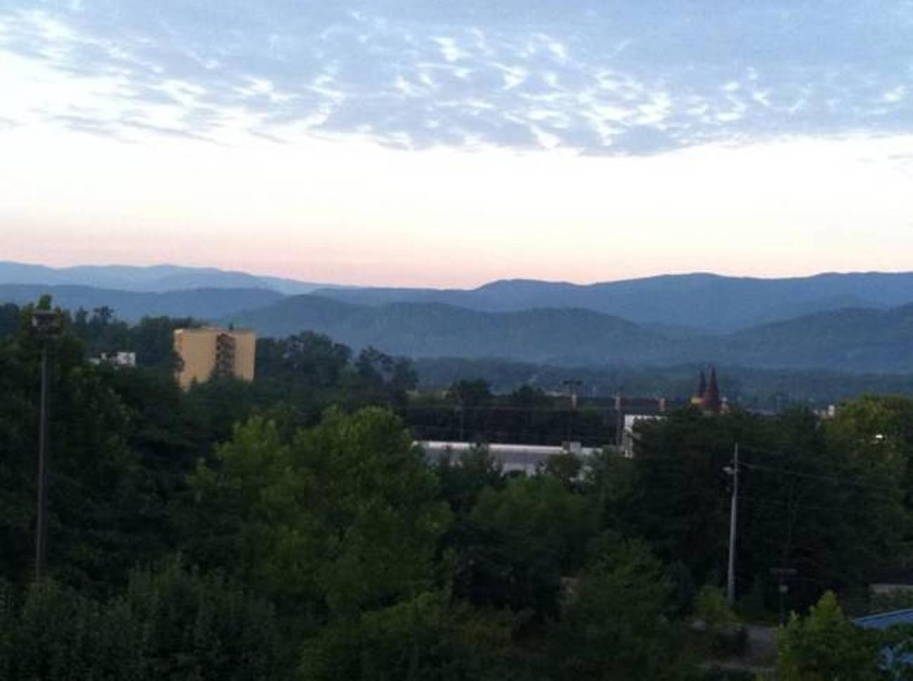 Hotel Pigeon Forge photo 19