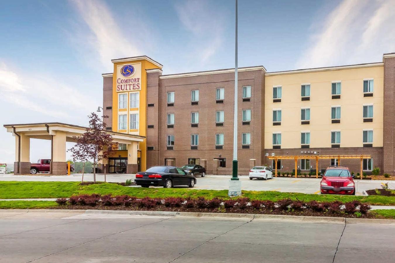 Comfort Suites photo 68