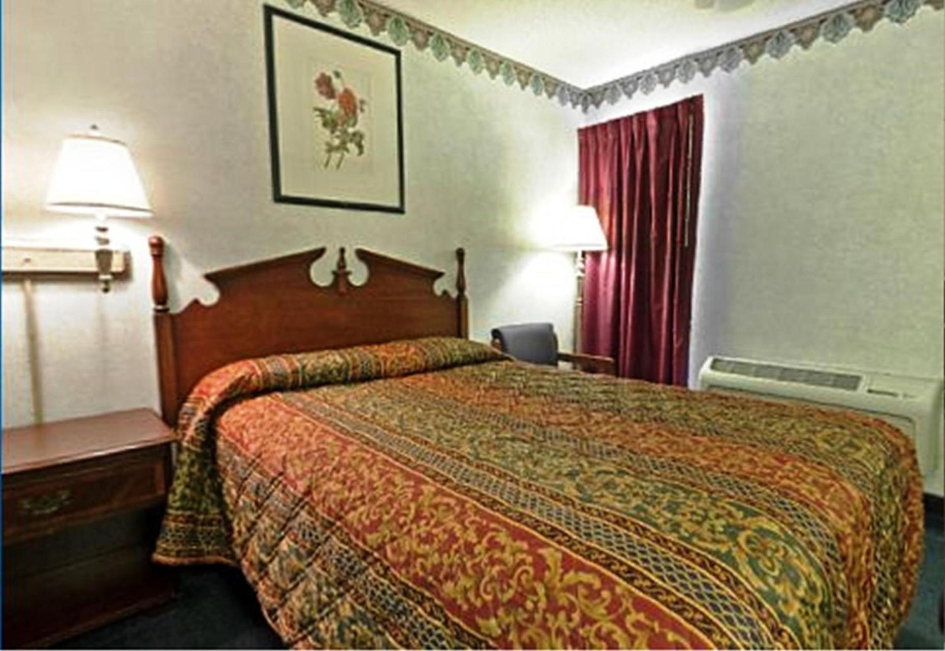 Americas Best Value Inn Anderson SC photo 10
