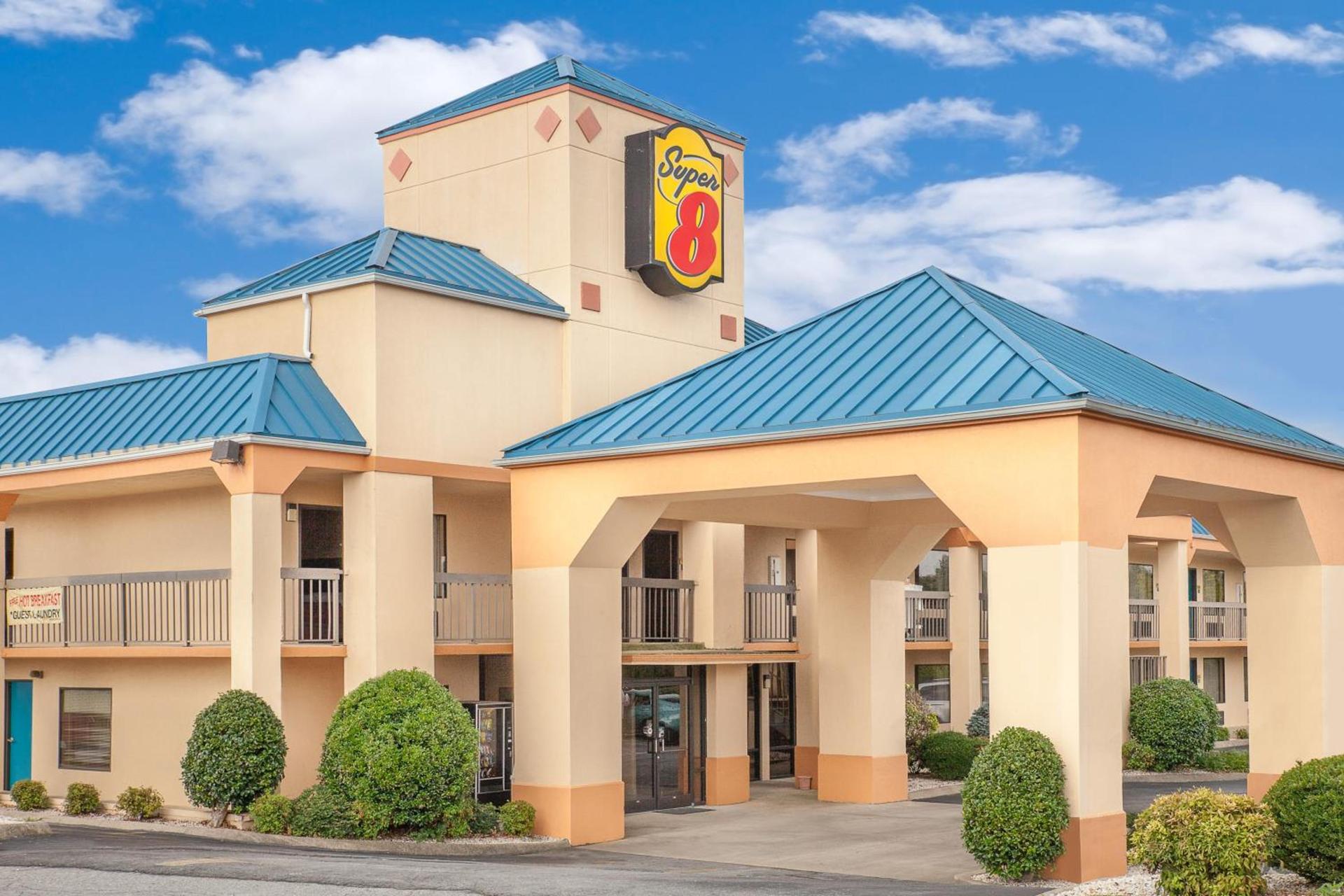 Super 8 by Wyndham Bulls Gap Greeneville Area photo 17
