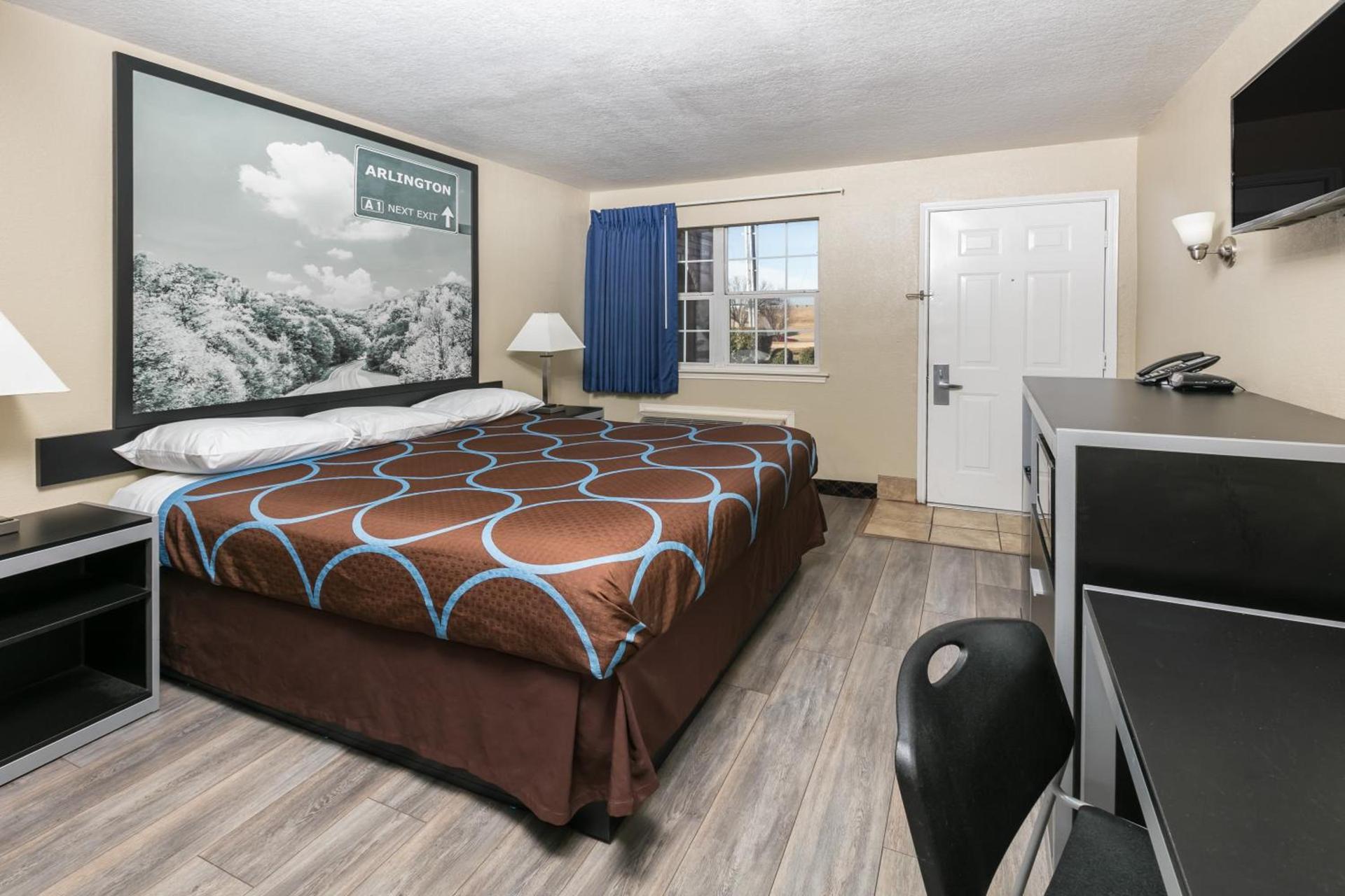 Super 8 by Wyndham Arlington Near AT&T Stadium photo 12