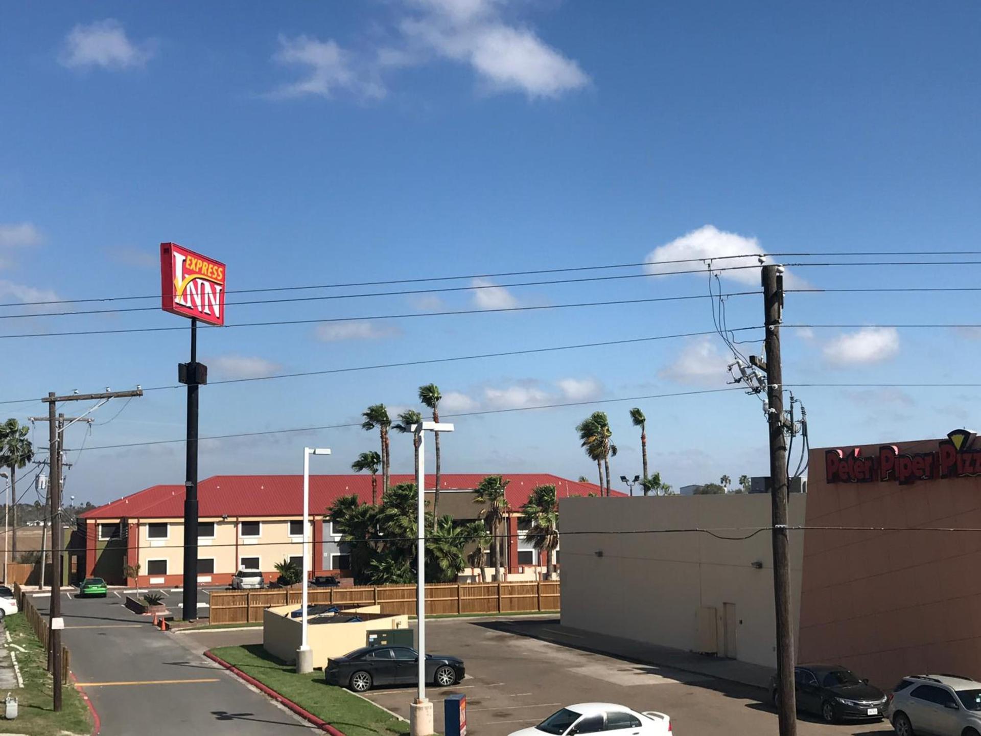 Express Inn Weslaco/Mercedes photo 8