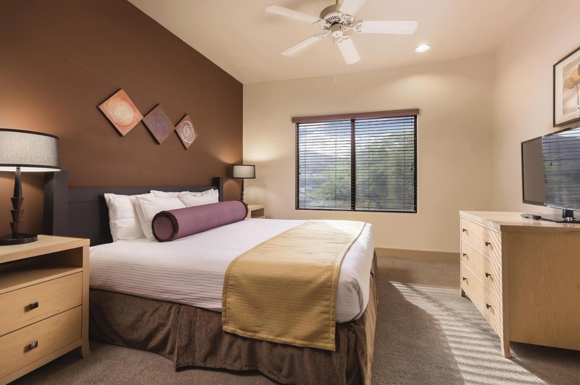 WorldMark Phoenix - South Mountain Preserve photo 8