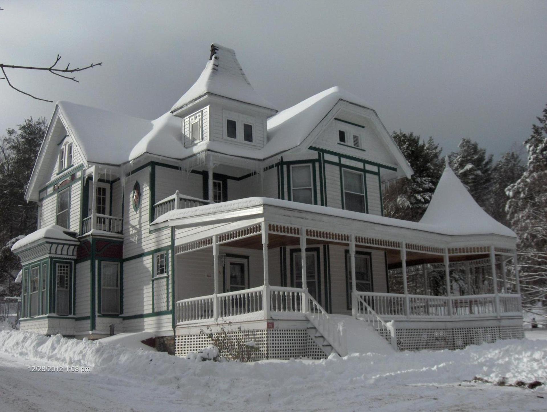 Antique Rose Inn Windham photo 42