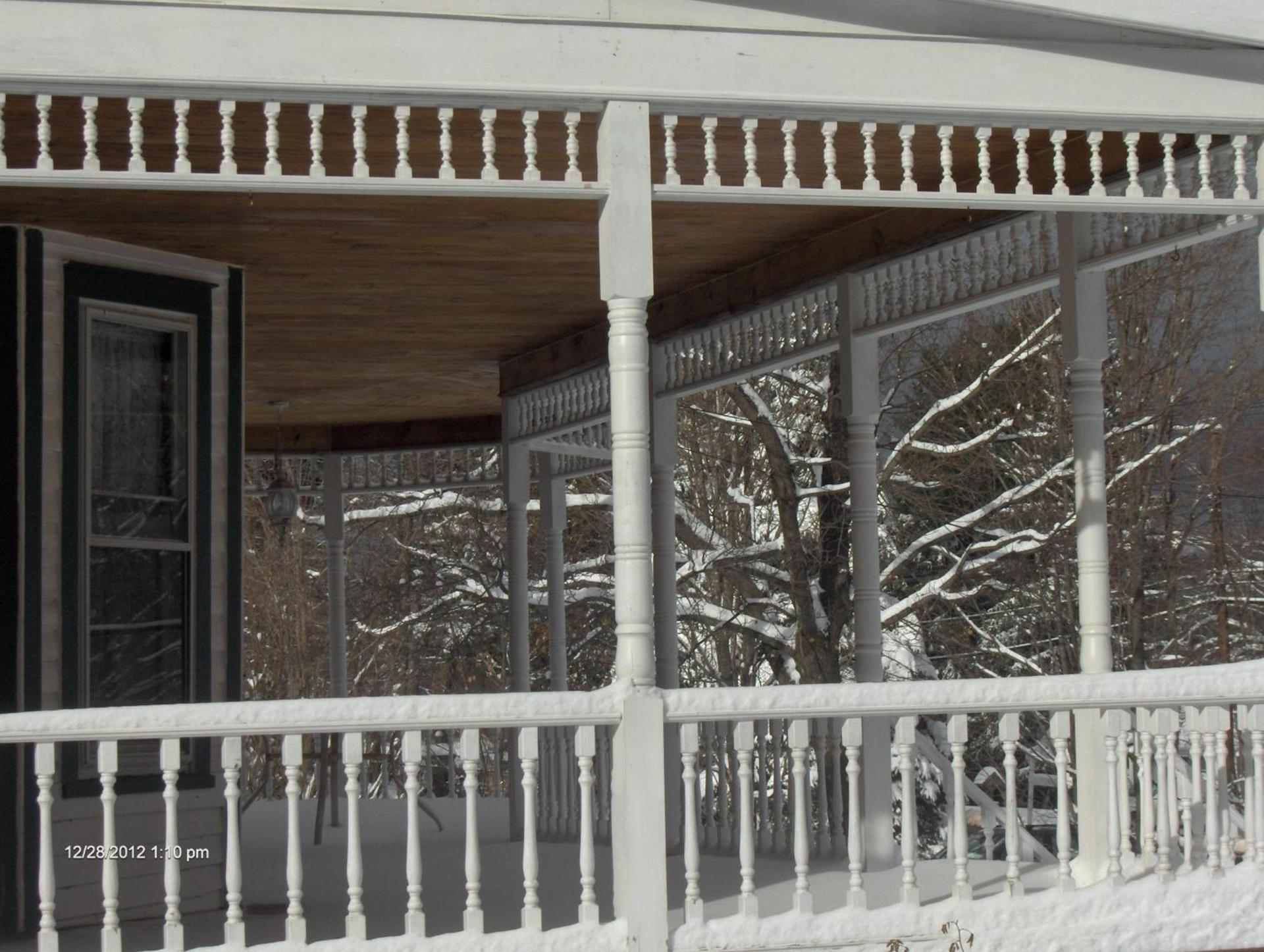 Antique Rose Inn Windham photo 47