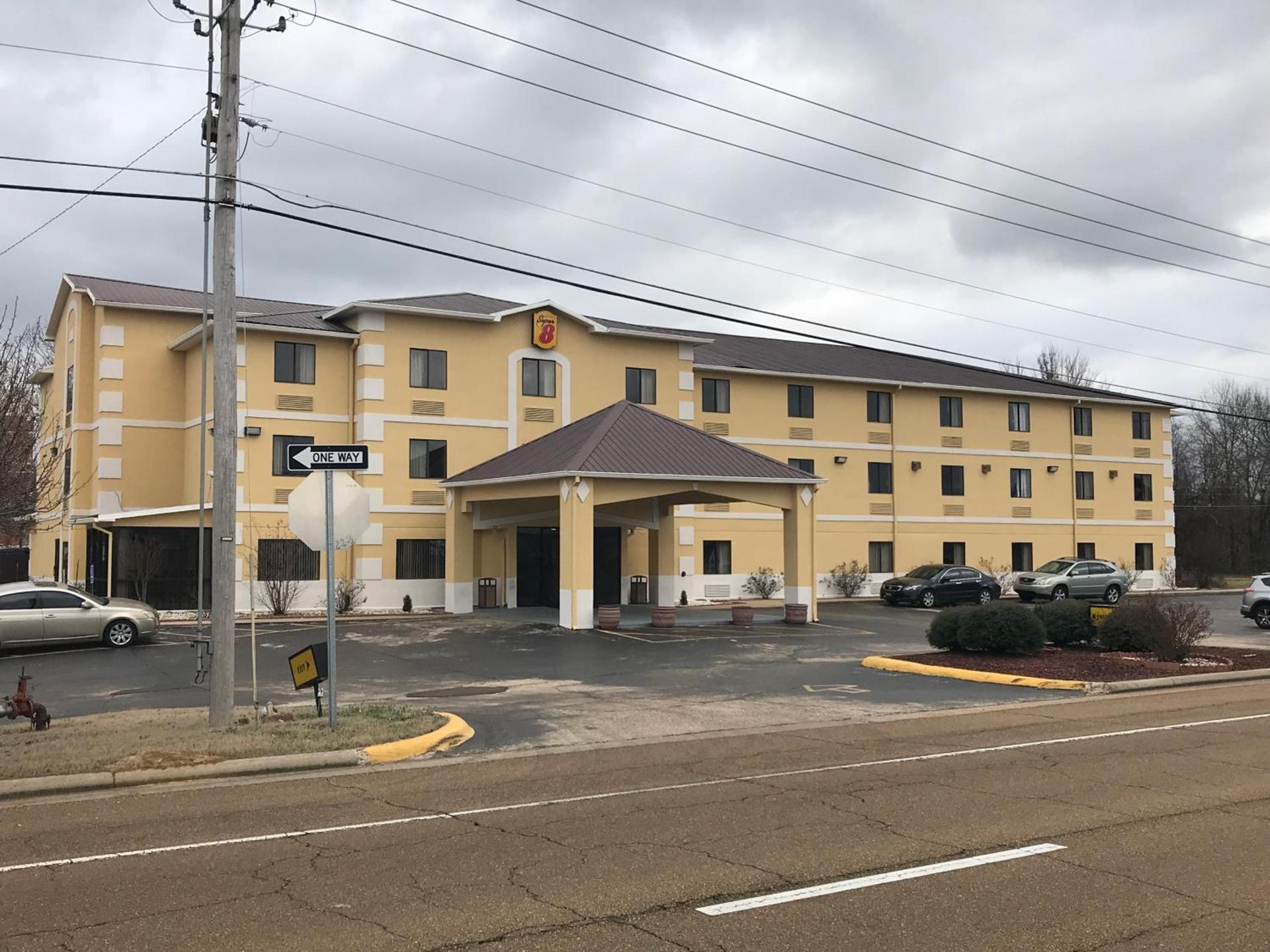 Super 8 by Wyndham Jackson Ridgeland photo 27