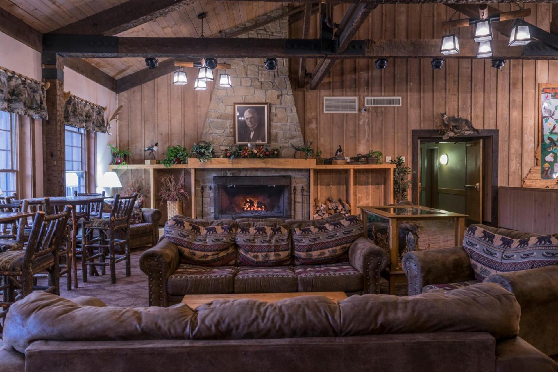 Abe Martin Lodge & Cabins photo 33