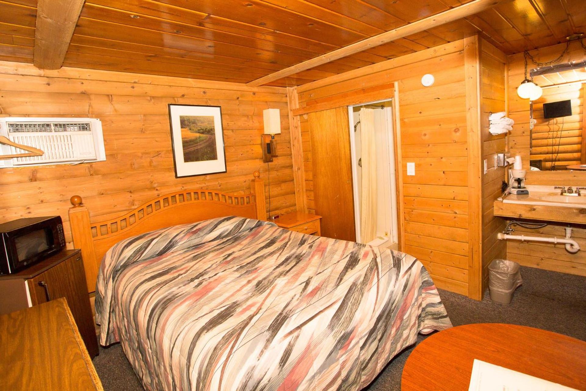 Z Bar Motel photo 2