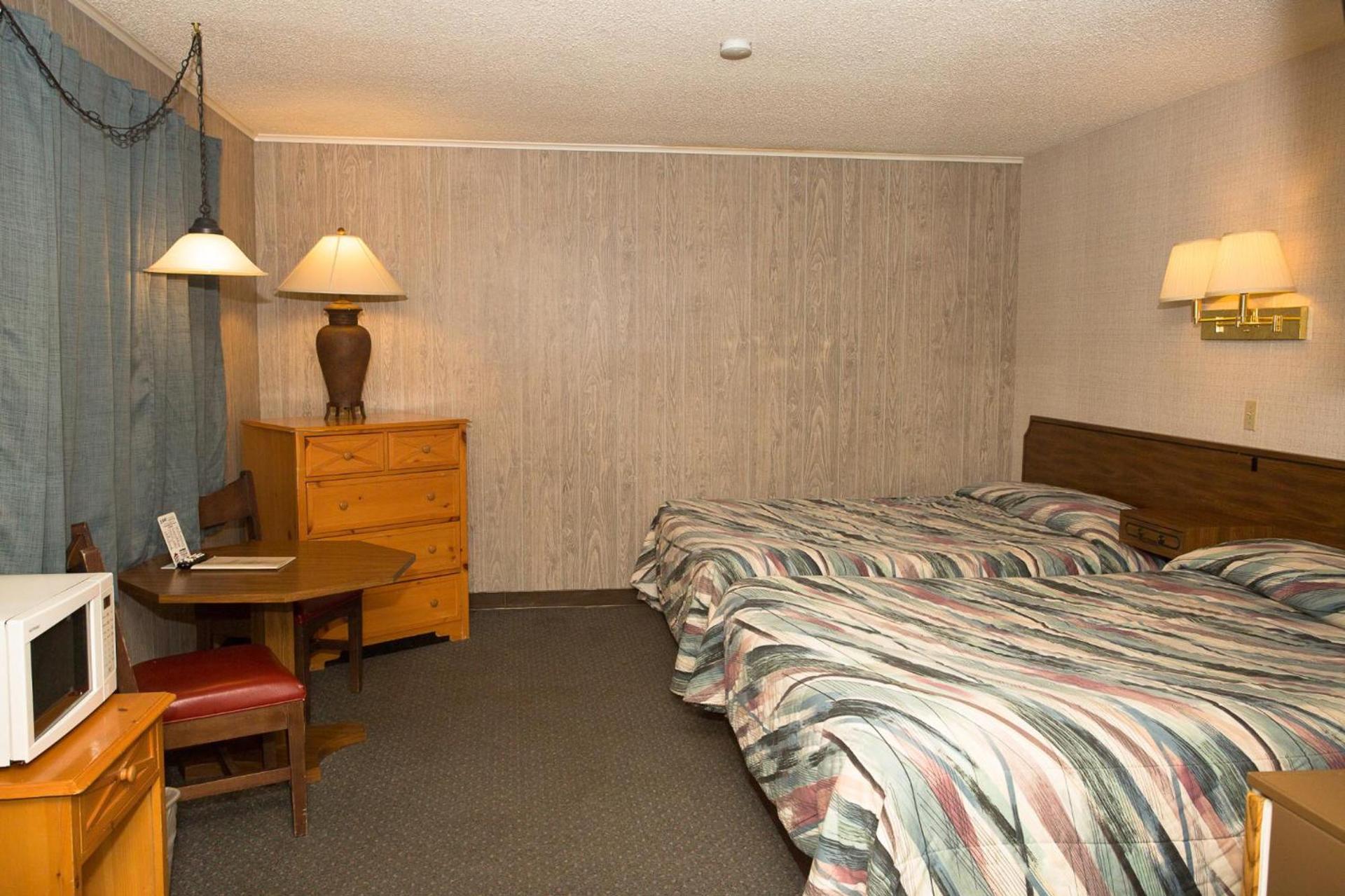 Z Bar Motel photo 73