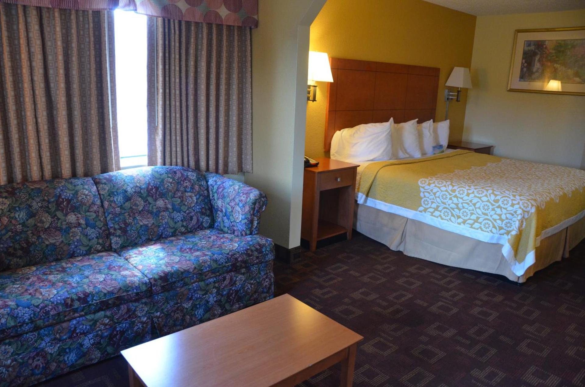 Days Inn by Wyndham Airport Nashville East photo 14