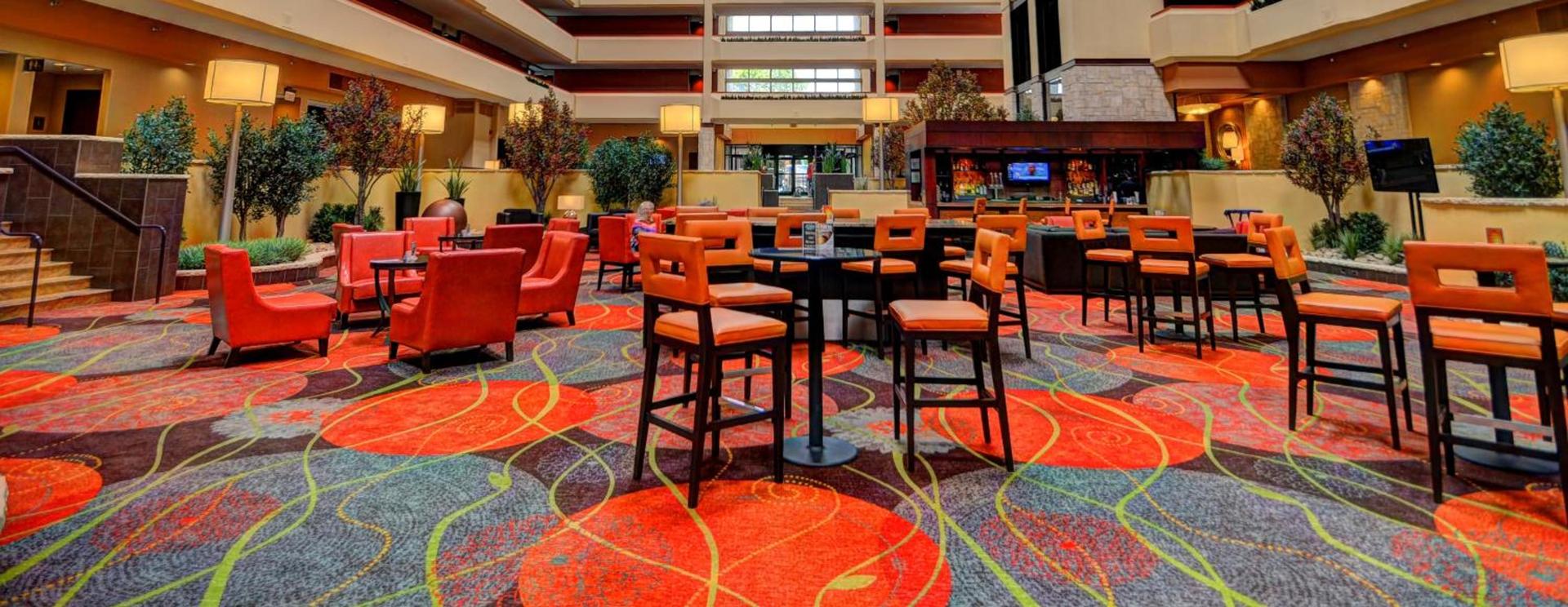 University Plaza Hotel photo 32