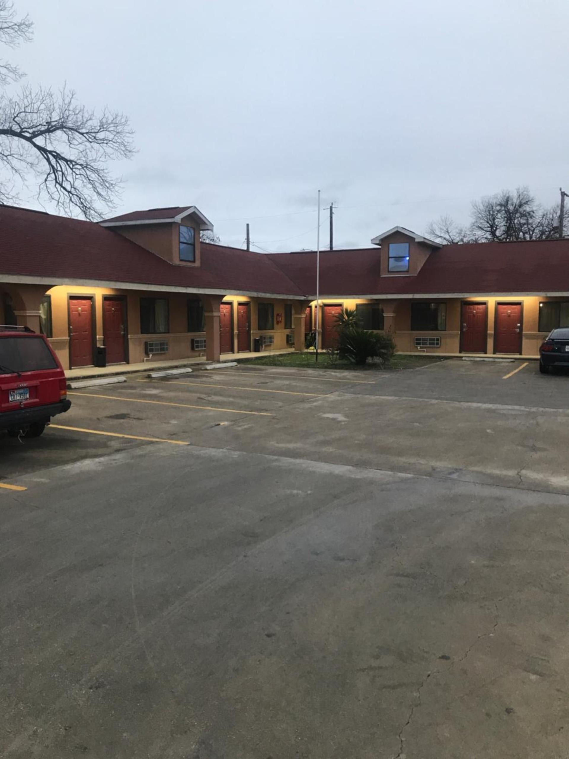 SouthTown S.A. Inn photo 1