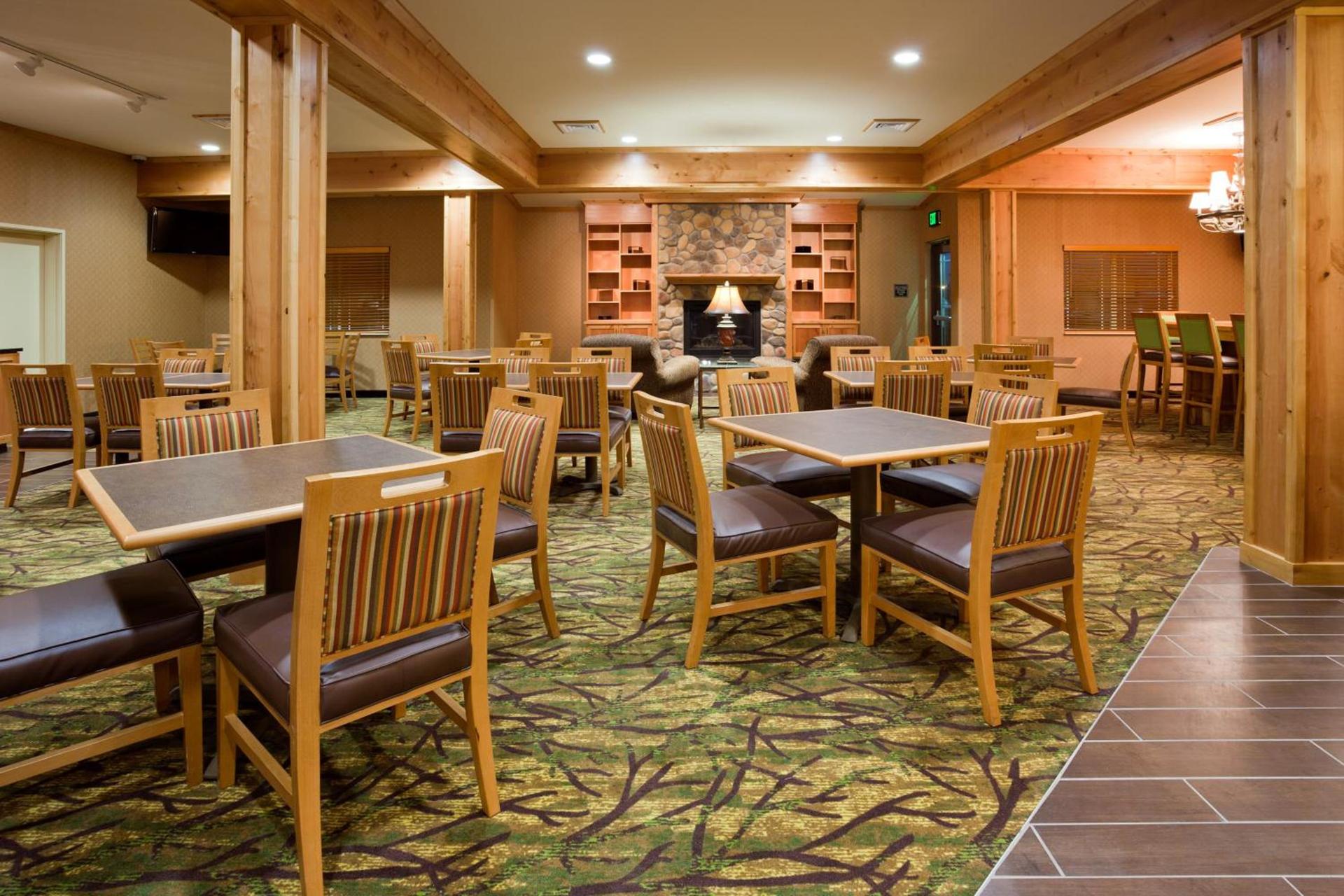 TownePlace Suites by Marriott Minot photo 8
