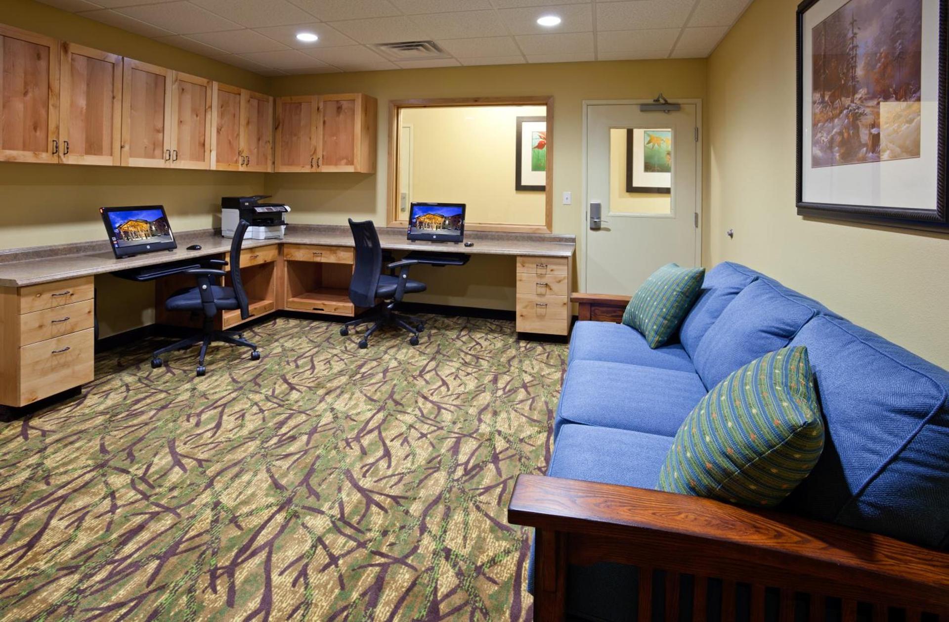TownePlace Suites by Marriott Minot photo 10