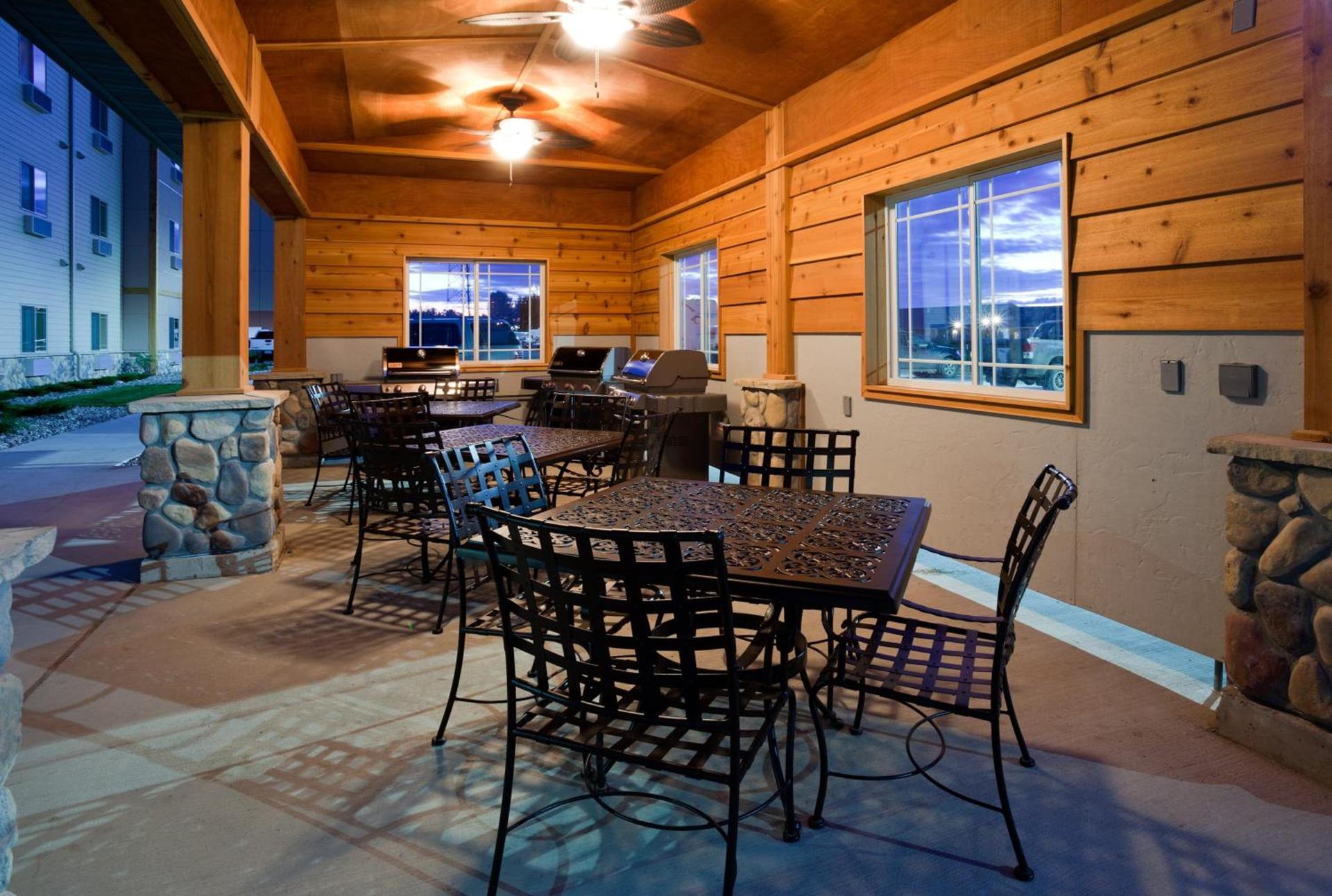 TownePlace Suites by Marriott Minot photo 15