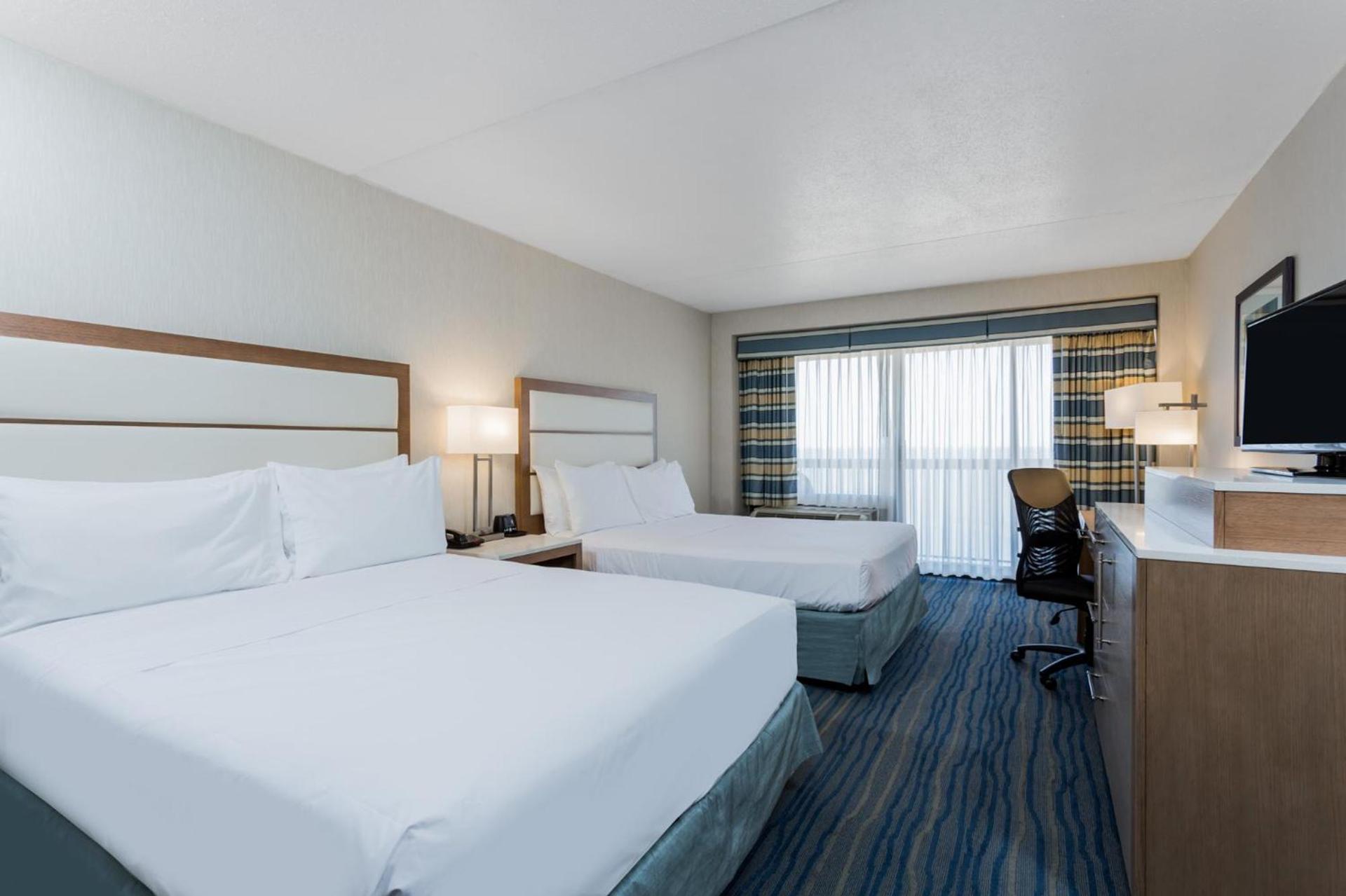 Wyndham Virginia Beach Oceanfront photo 48