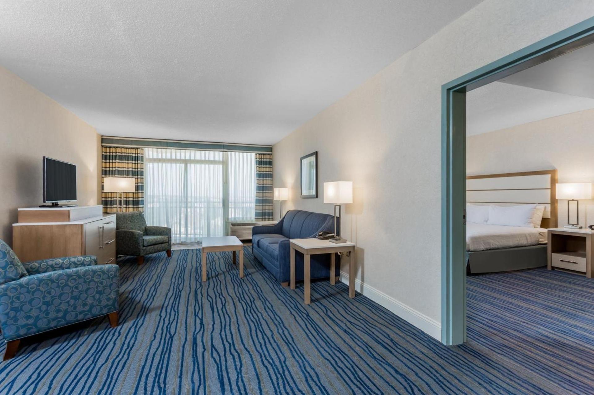 Wyndham Virginia Beach Oceanfront photo 47
