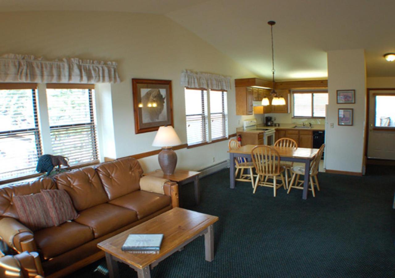 Wildwood Inn photo 87