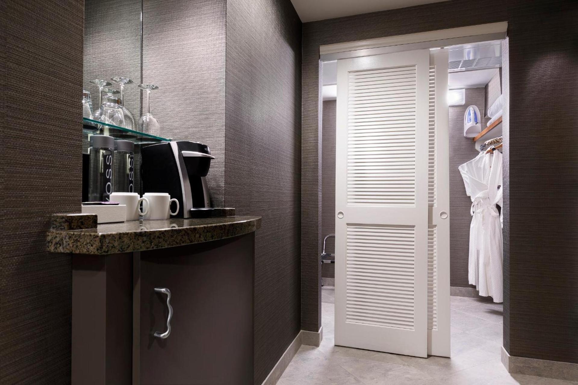 Universal's Hard Rock Hotel® photo 27