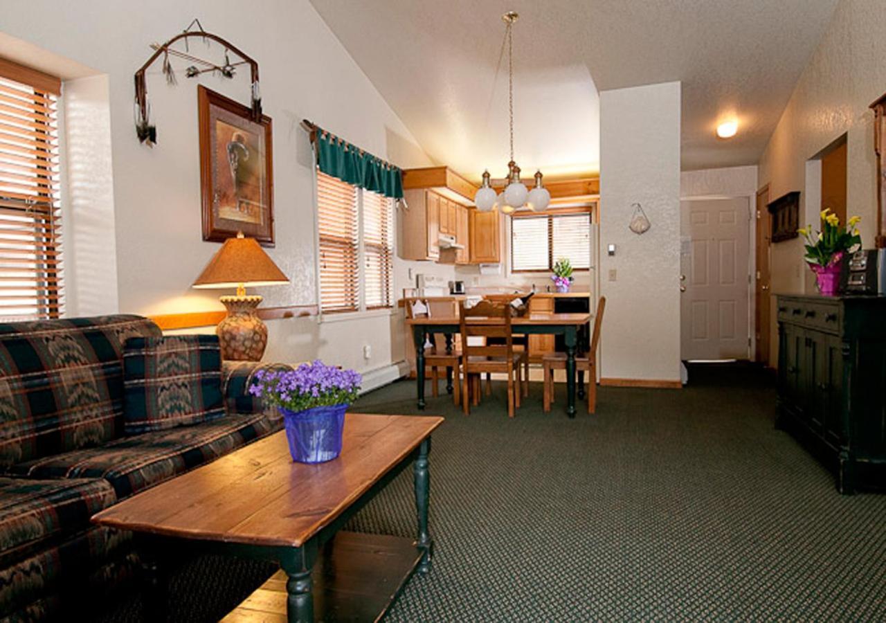 Wildwood Inn photo 81