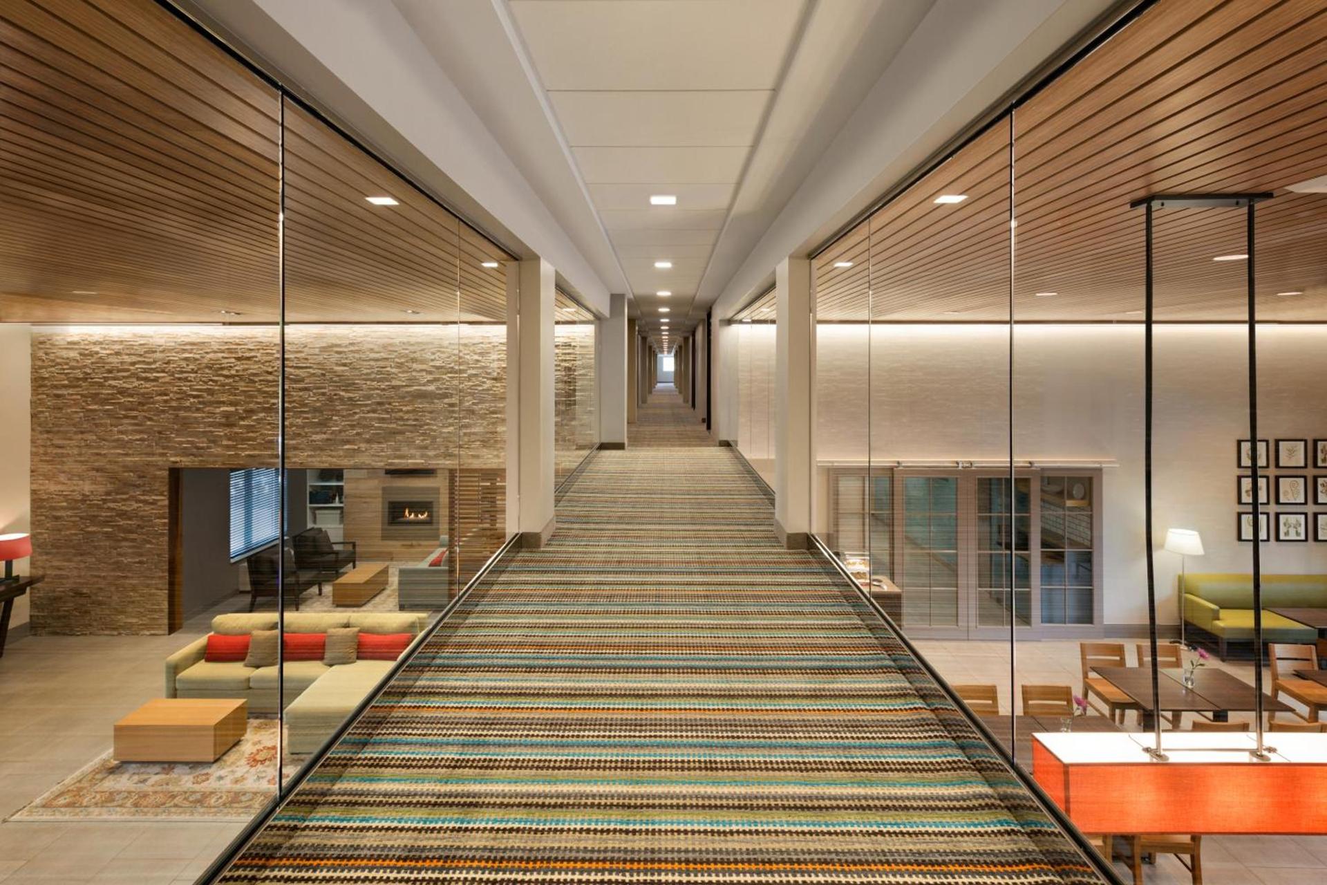 Country Inn & Suites by Radisson, Seattle-Tacoma International Airport, WA photo 47