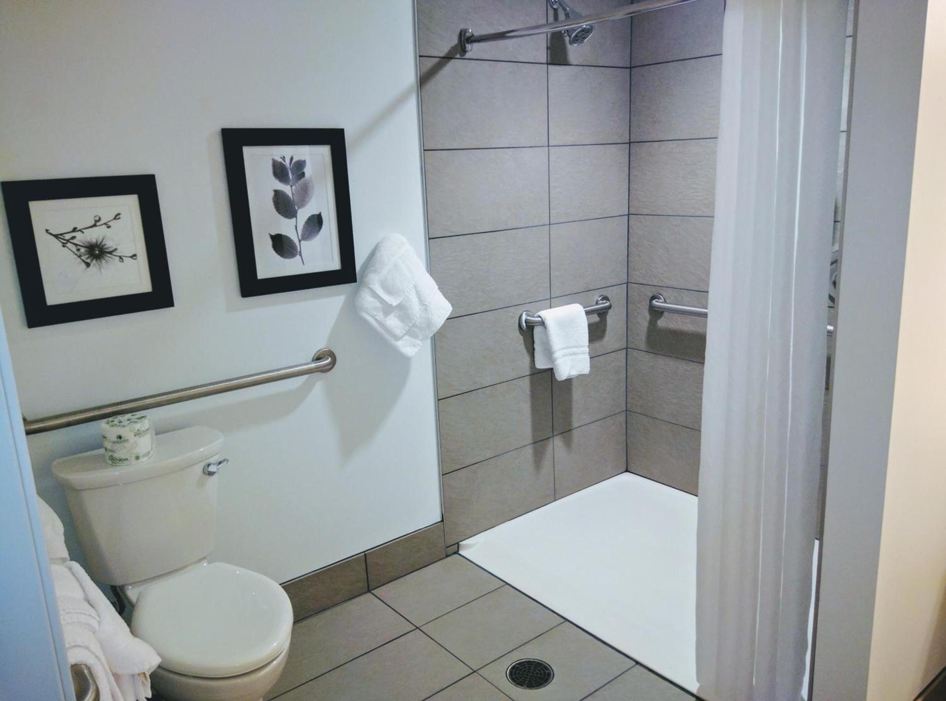 Country Inn & Suites by Radisson, Seattle-Tacoma International Airport, WA photo 56