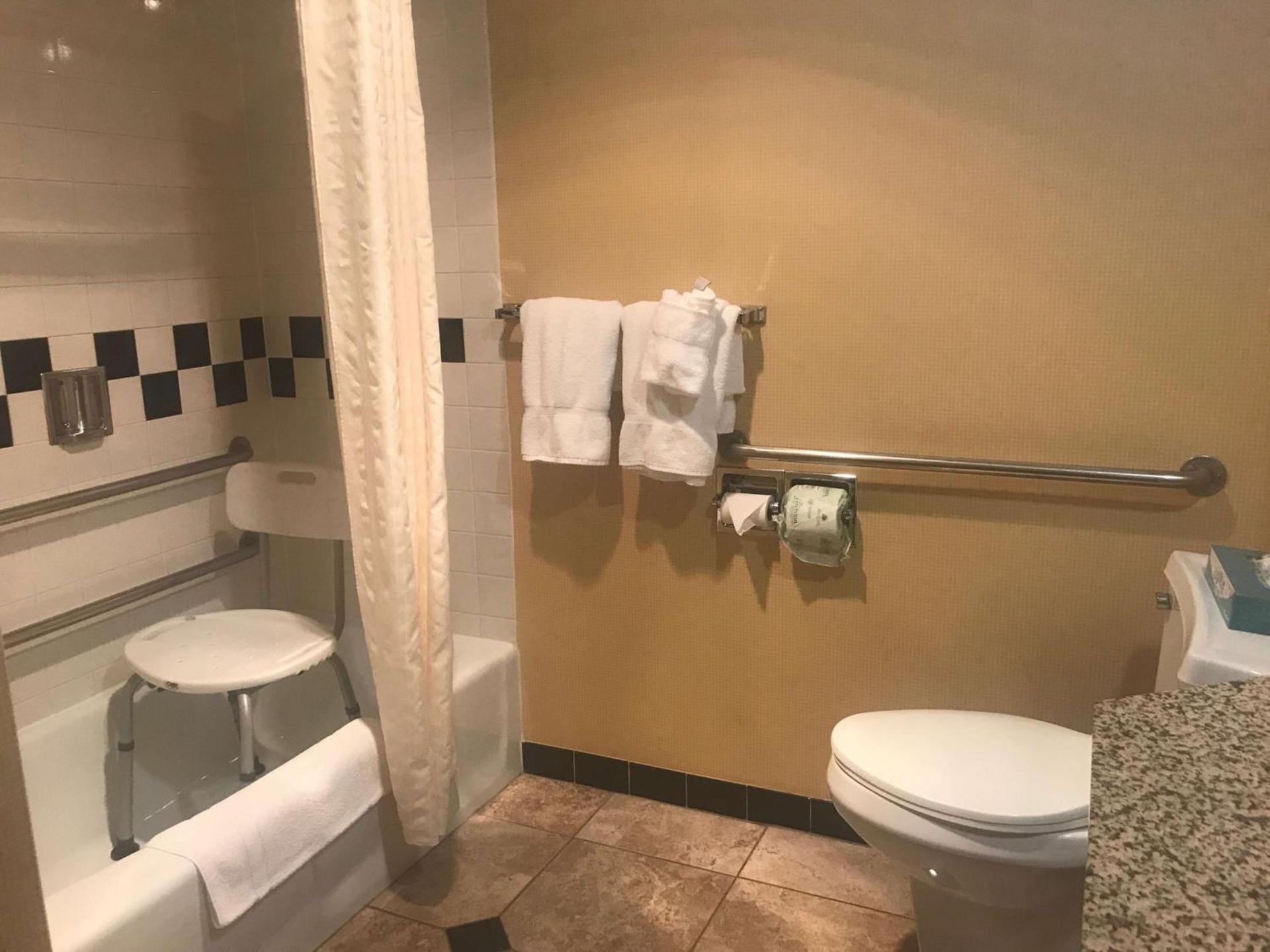 Best Western Grand Victorian Inn photo 31